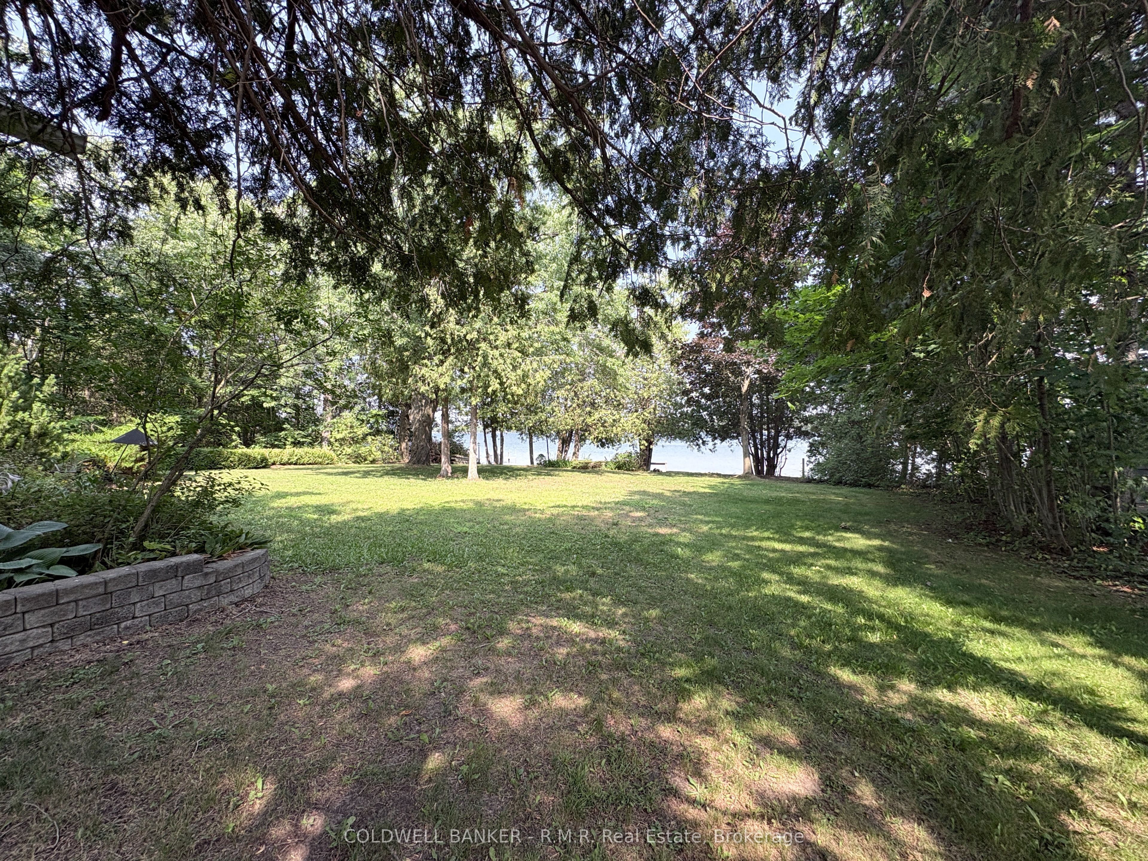 60 Pinewood Boulevard Property Photo 2