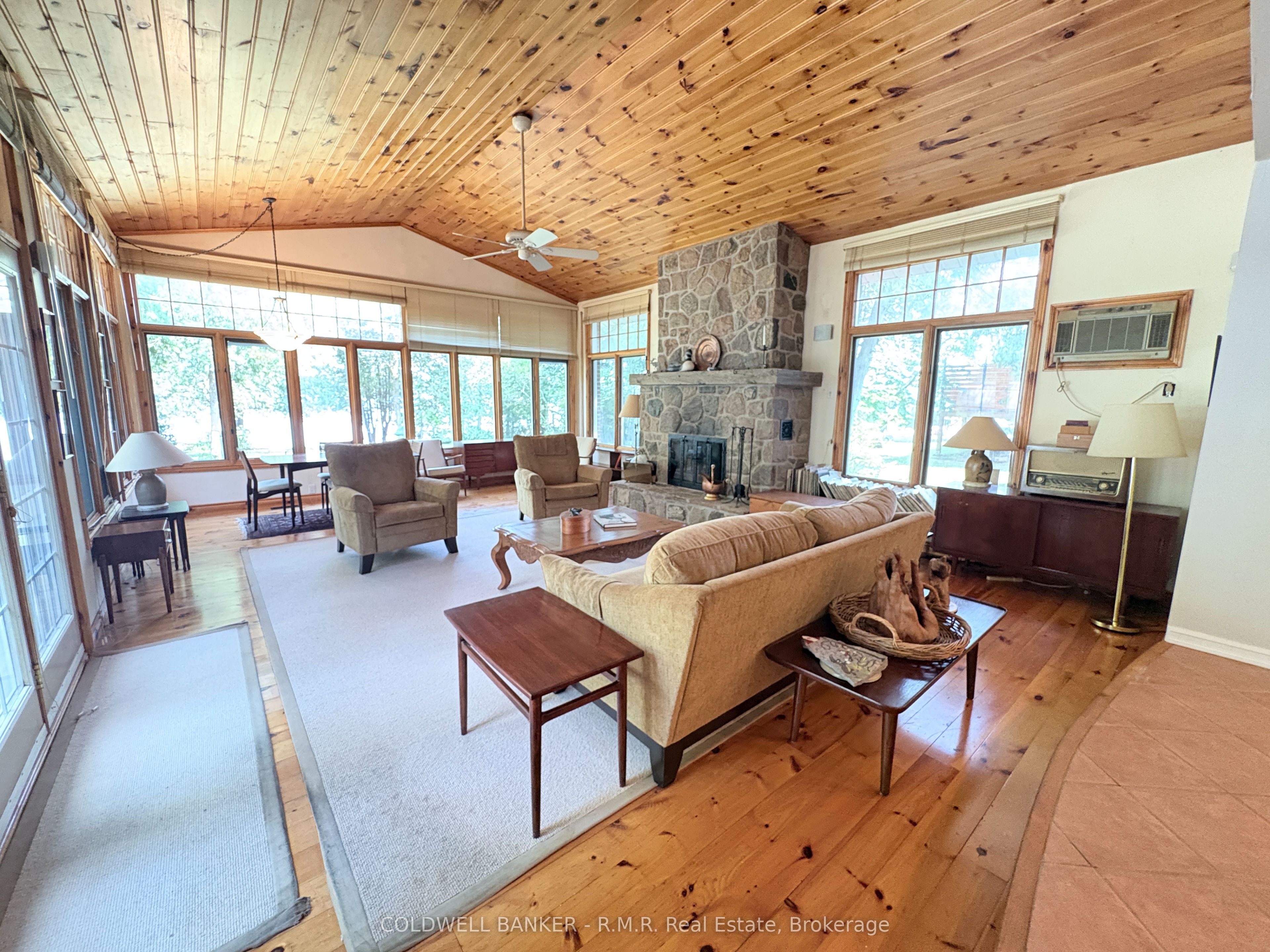 60 Pinewood Boulevard Property Photo 11