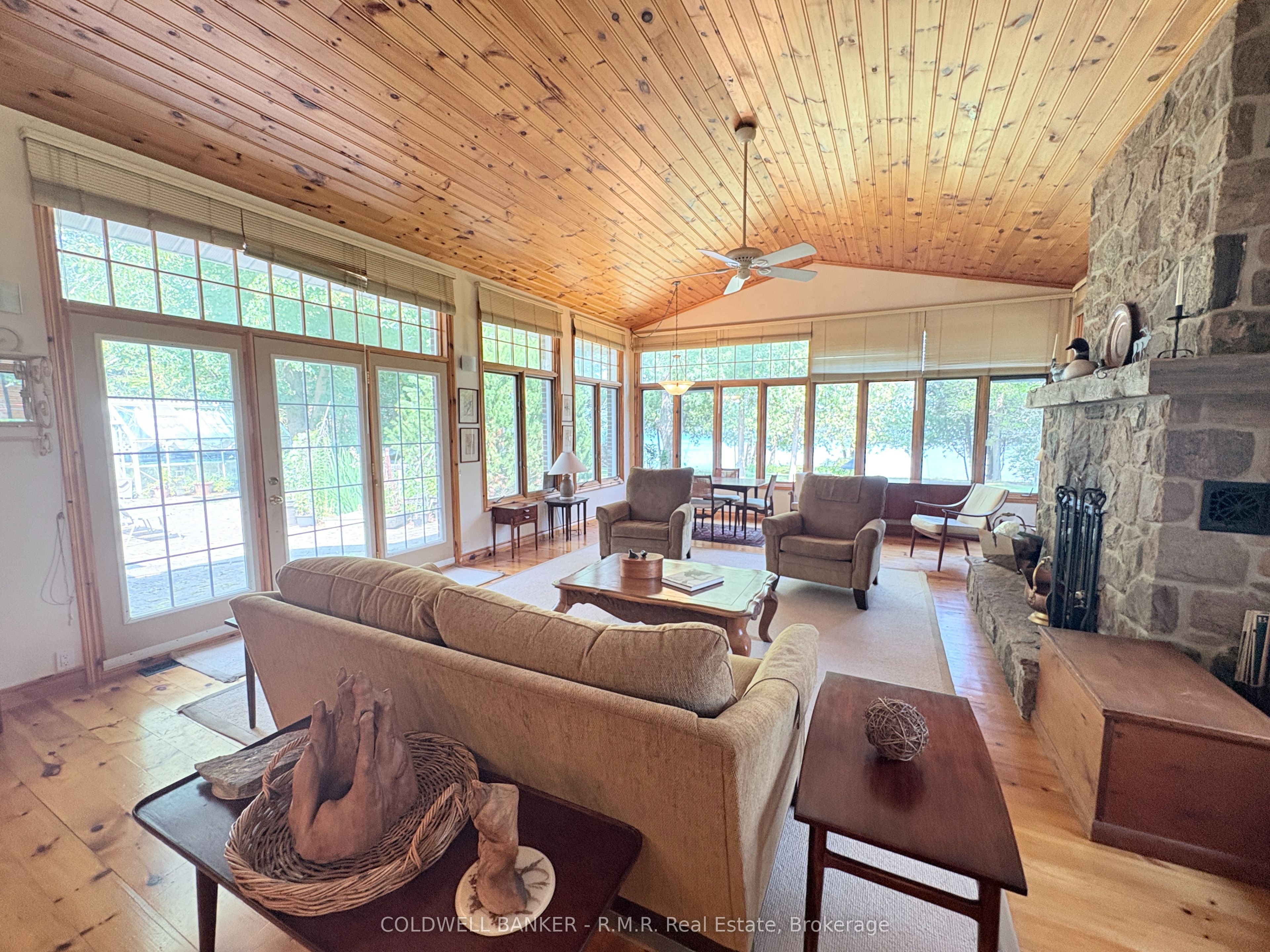 60 Pinewood Boulevard Property Photo 12