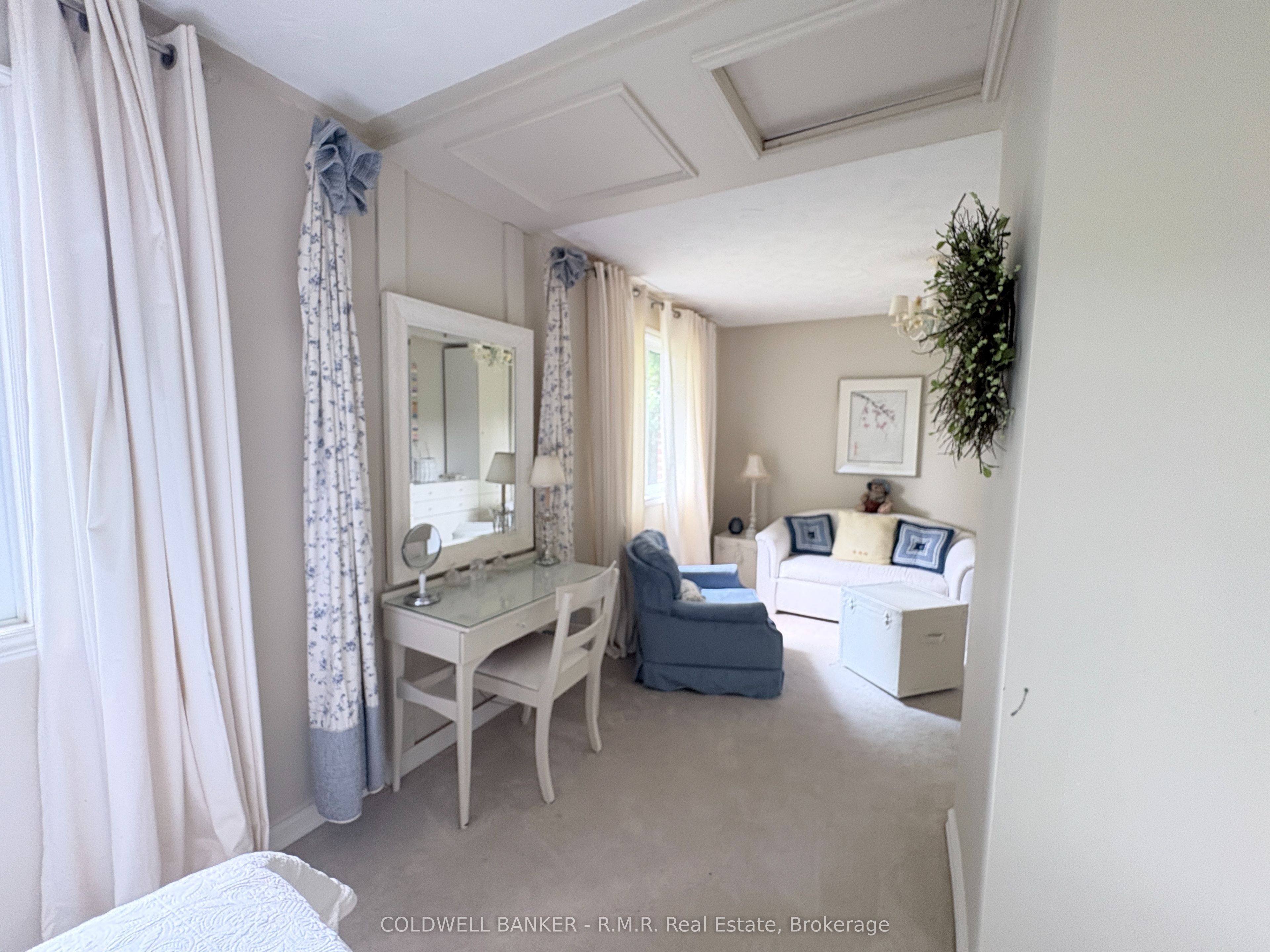 60 Pinewood Boulevard Property Photo 22