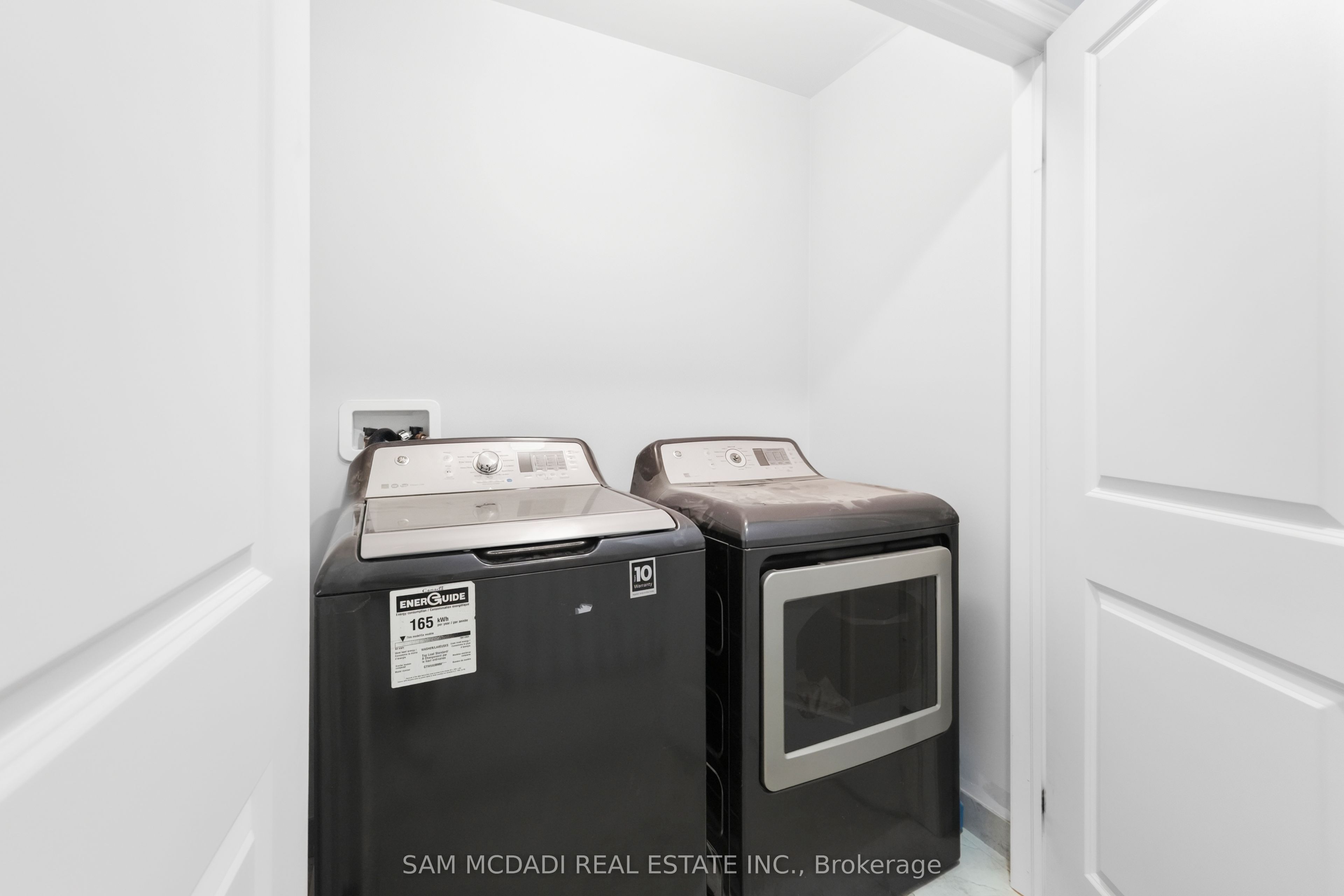26 Dayman Drive Property Photo 33