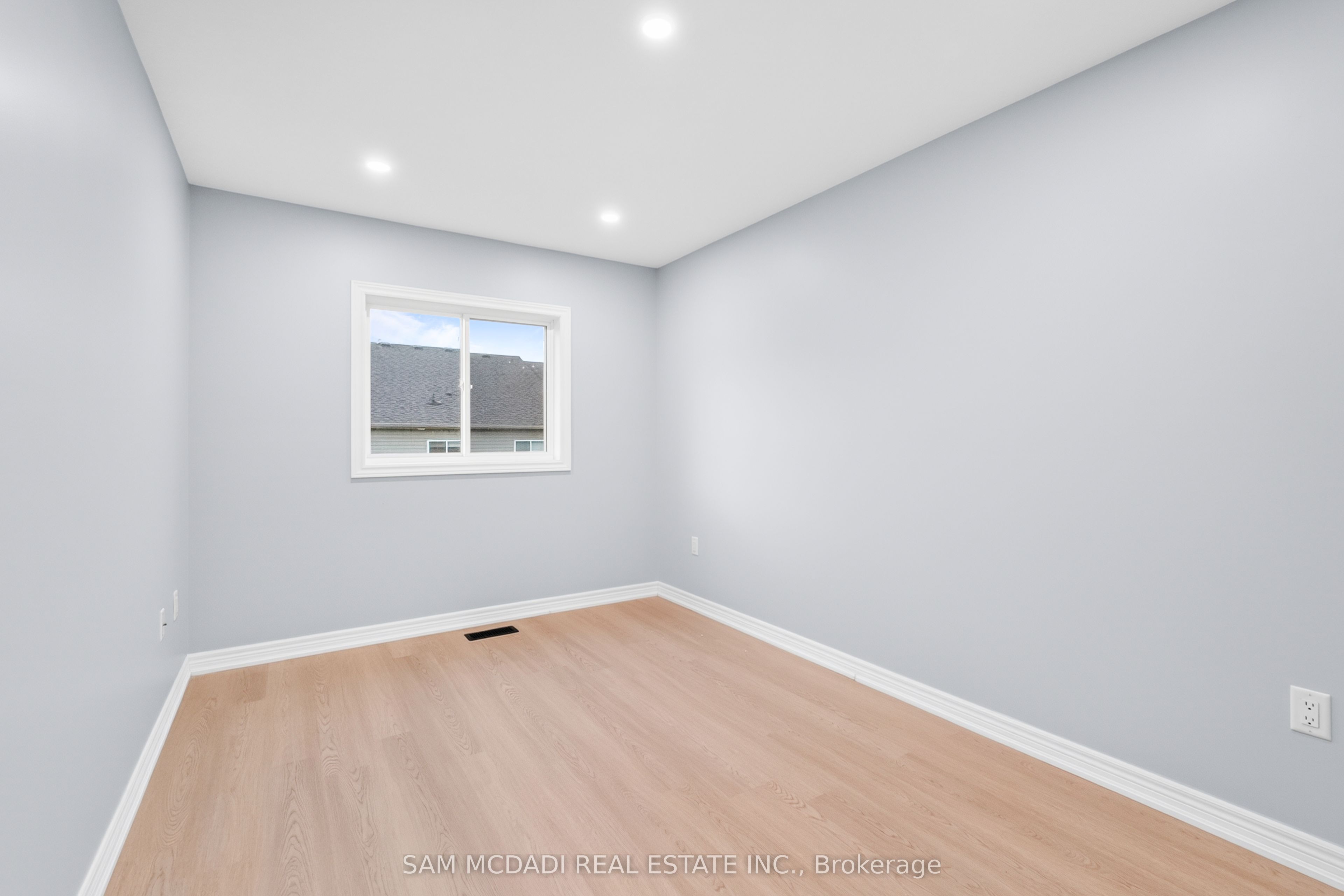 26 Dayman Drive Property Photo 35