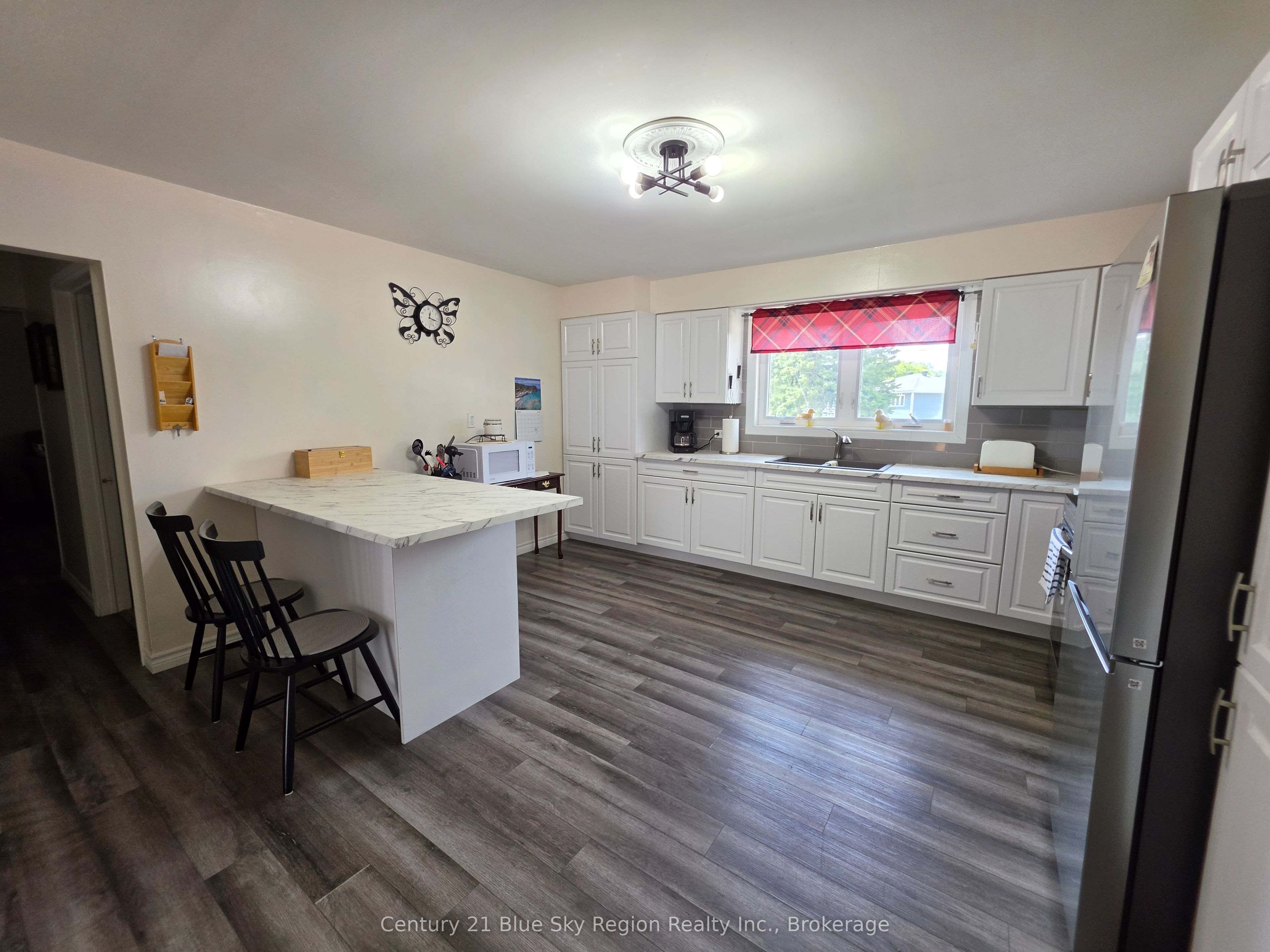 240 Cache Bay Road Property Photo 5