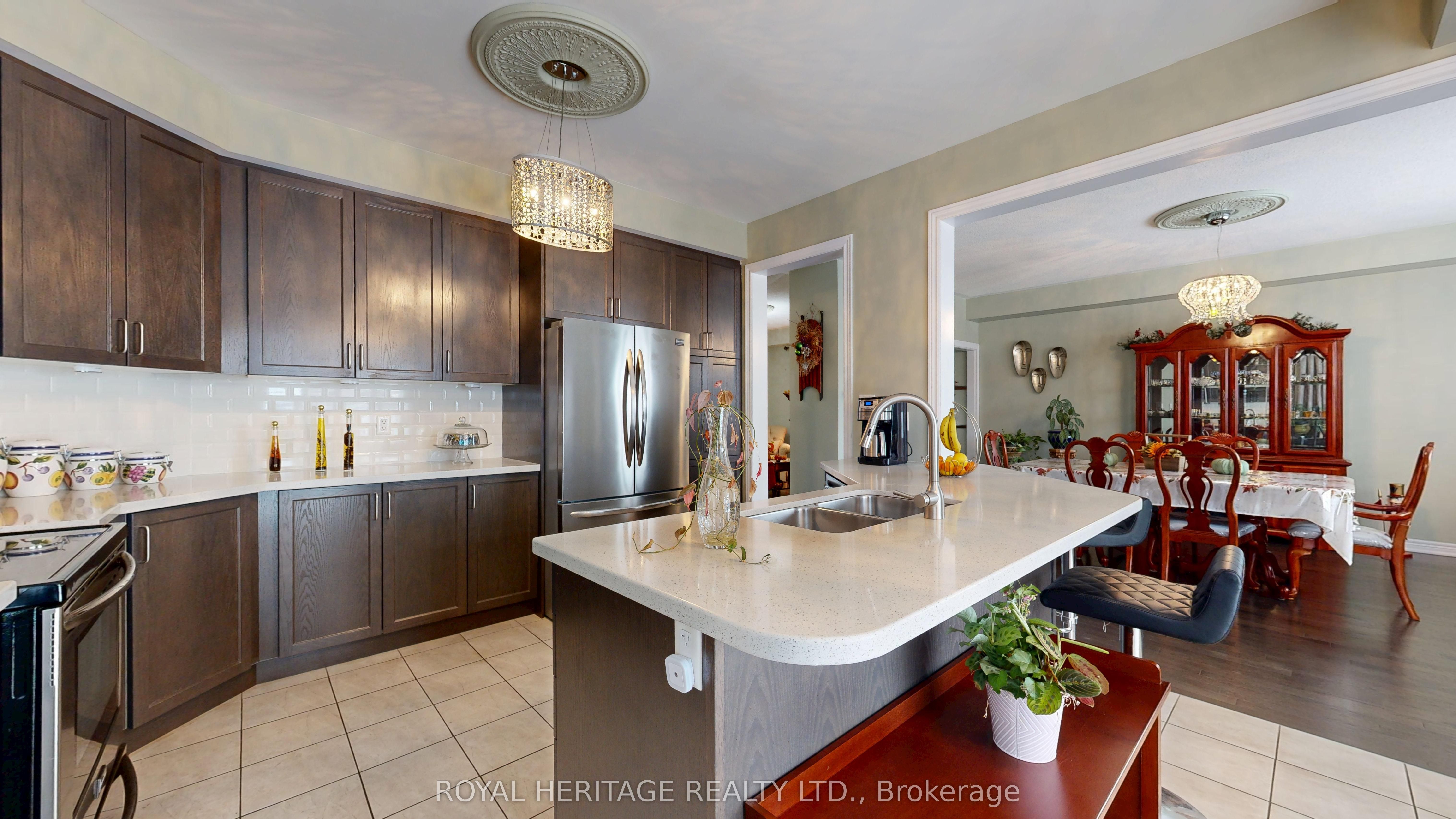 976 Avery Avenue Property Photo 17