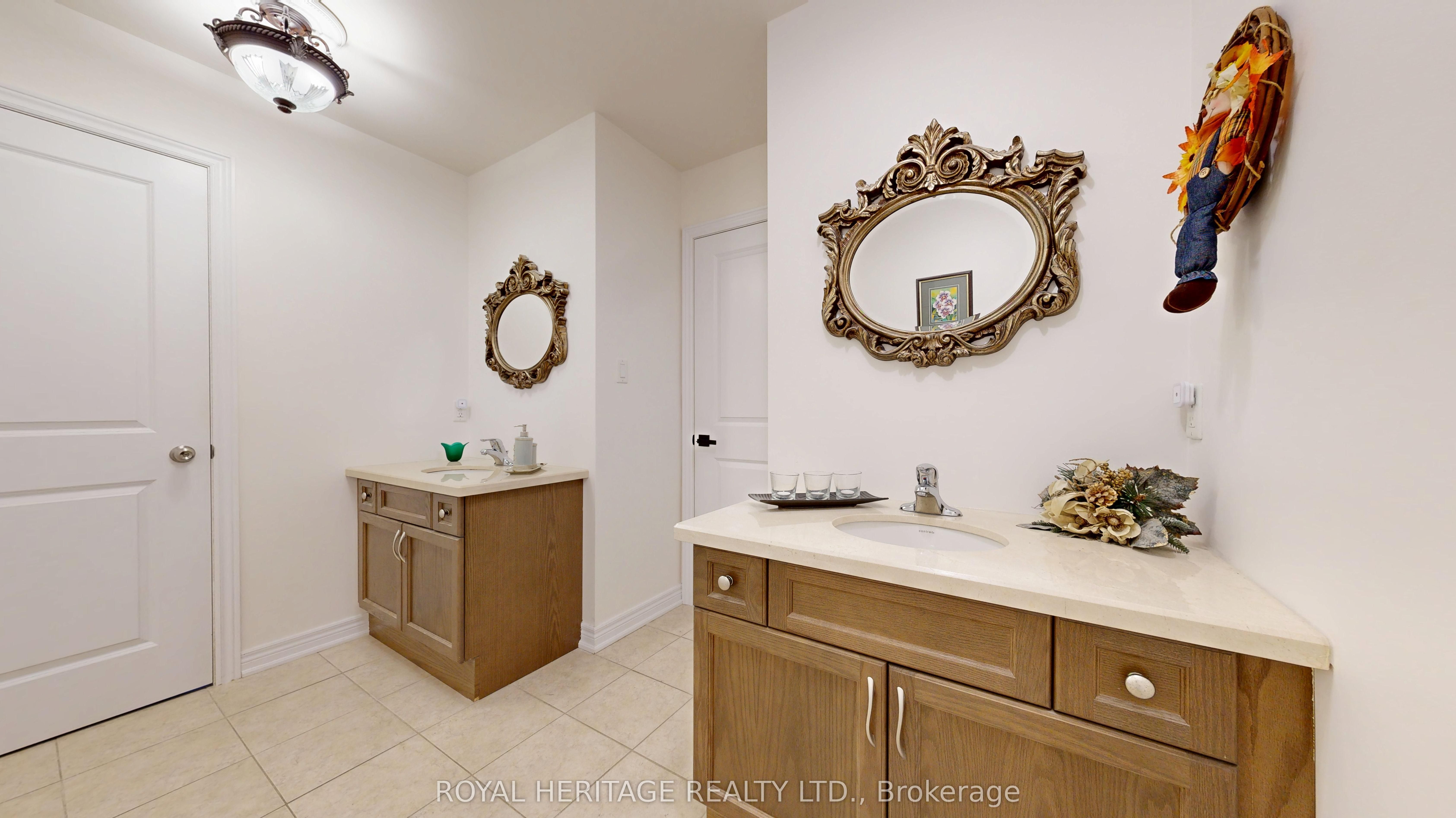 976 Avery Avenue Property Photo 28