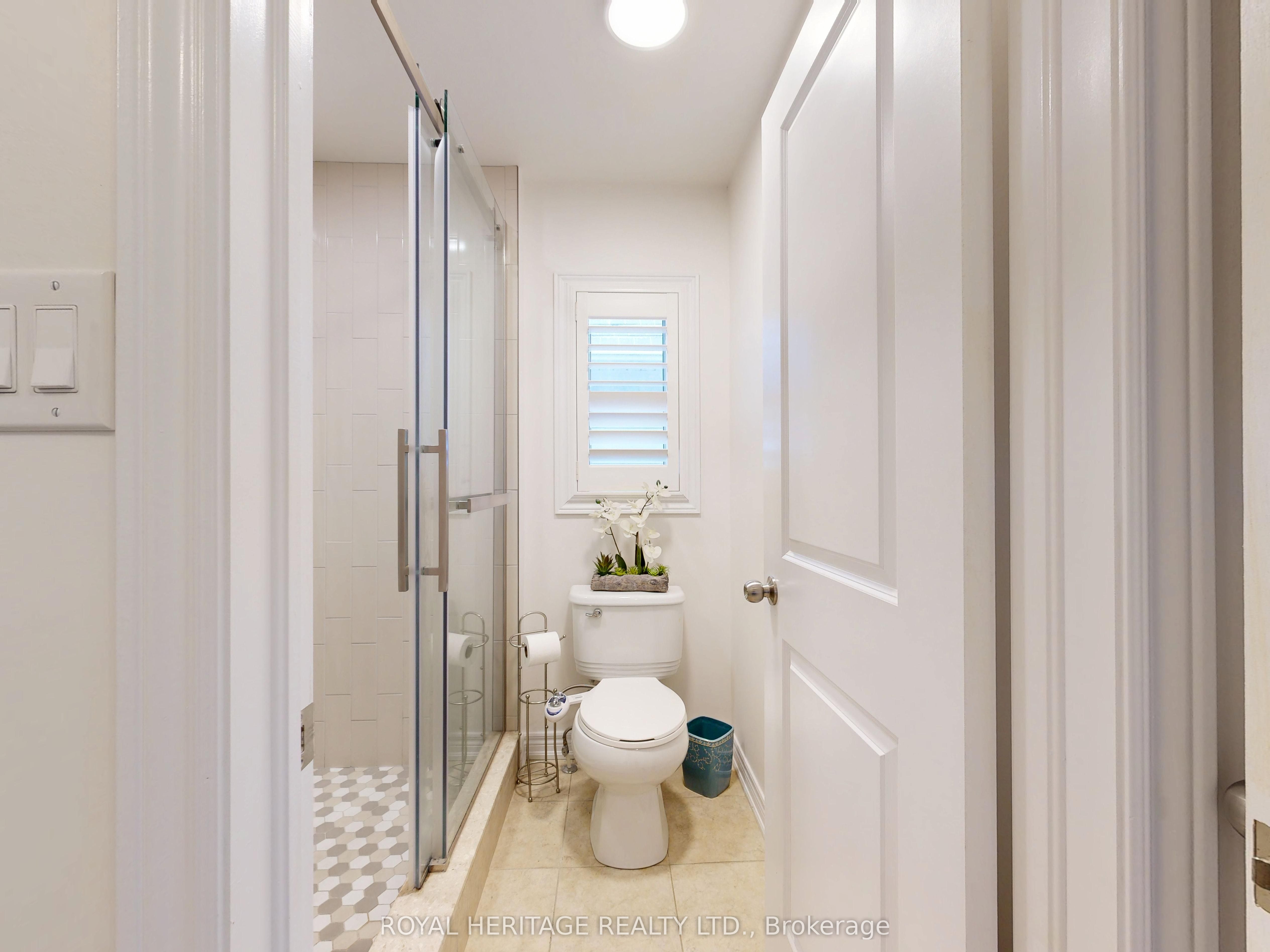 976 Avery Avenue Property Photo 29