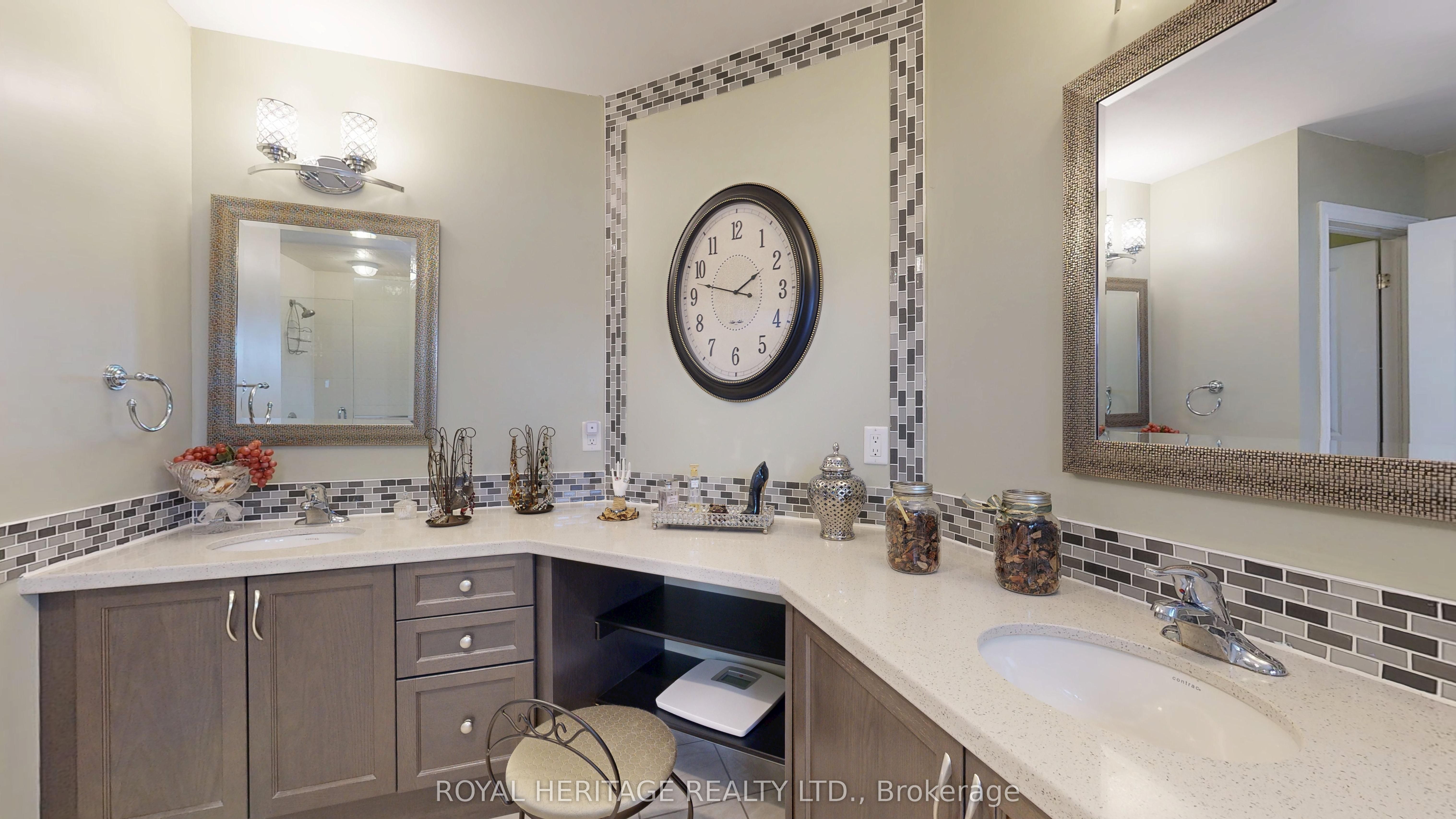 976 Avery Avenue Property Photo 34