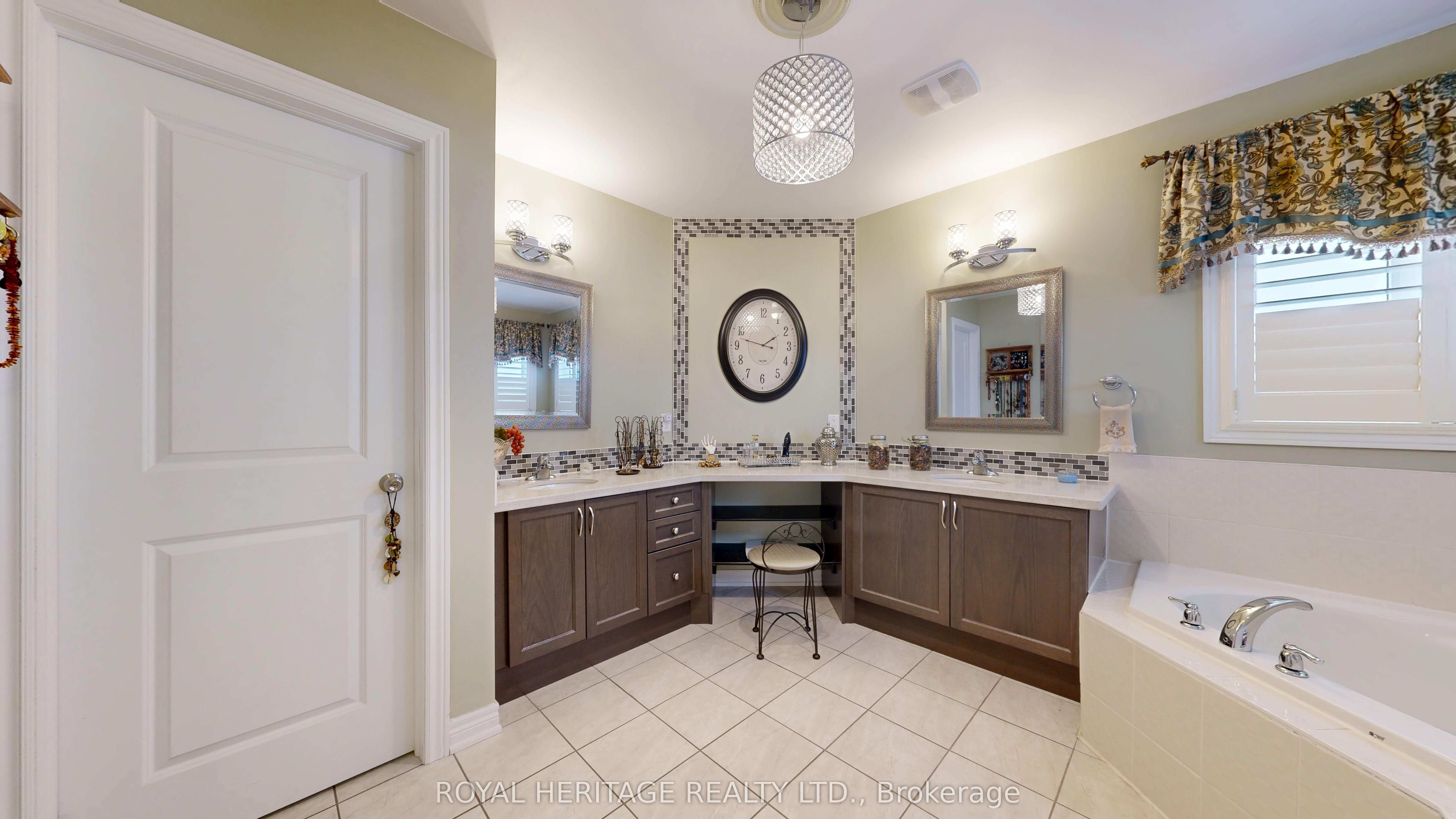 976 Avery Avenue Property Photo 35