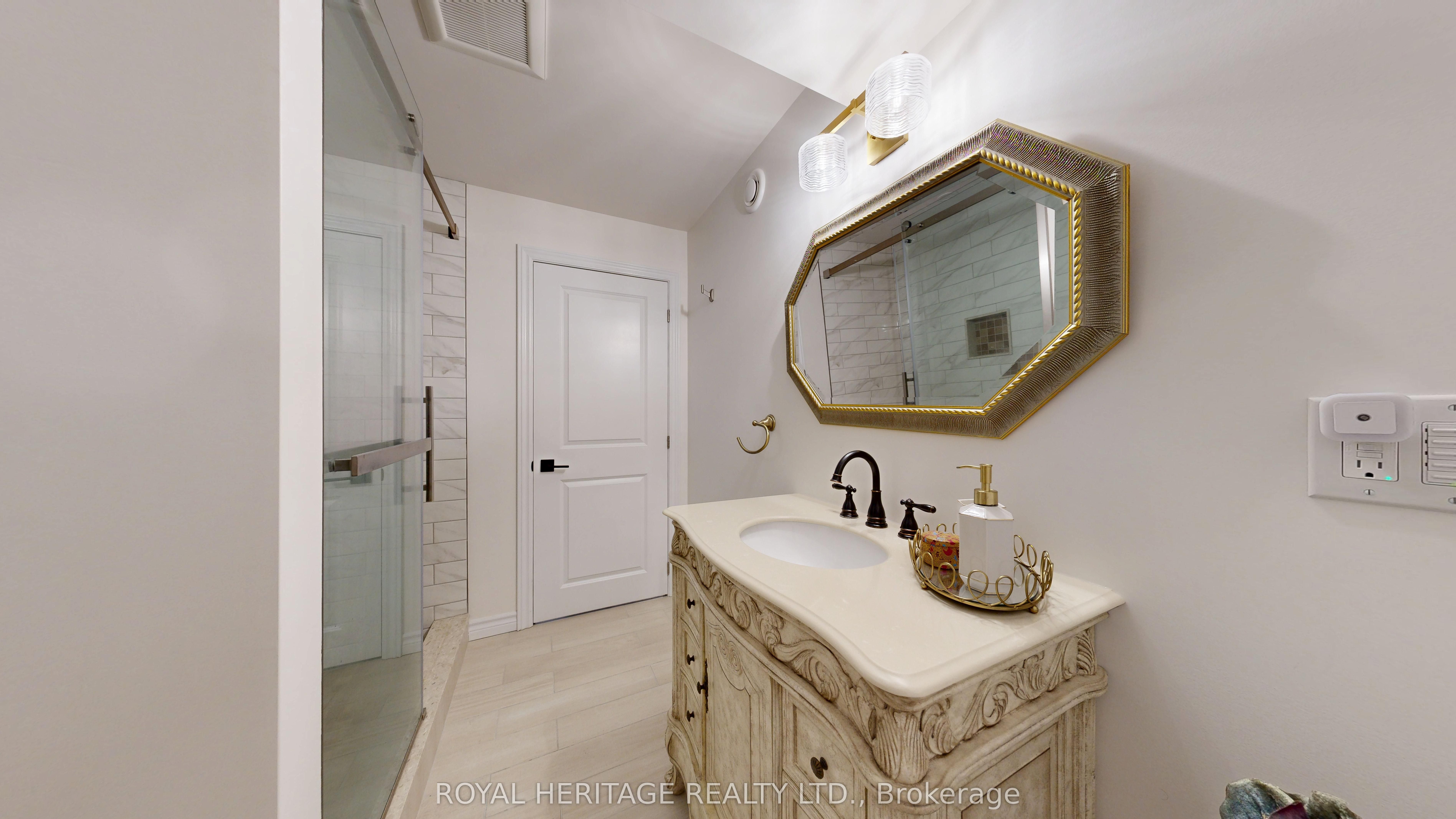 976 Avery Avenue Property Photo 44