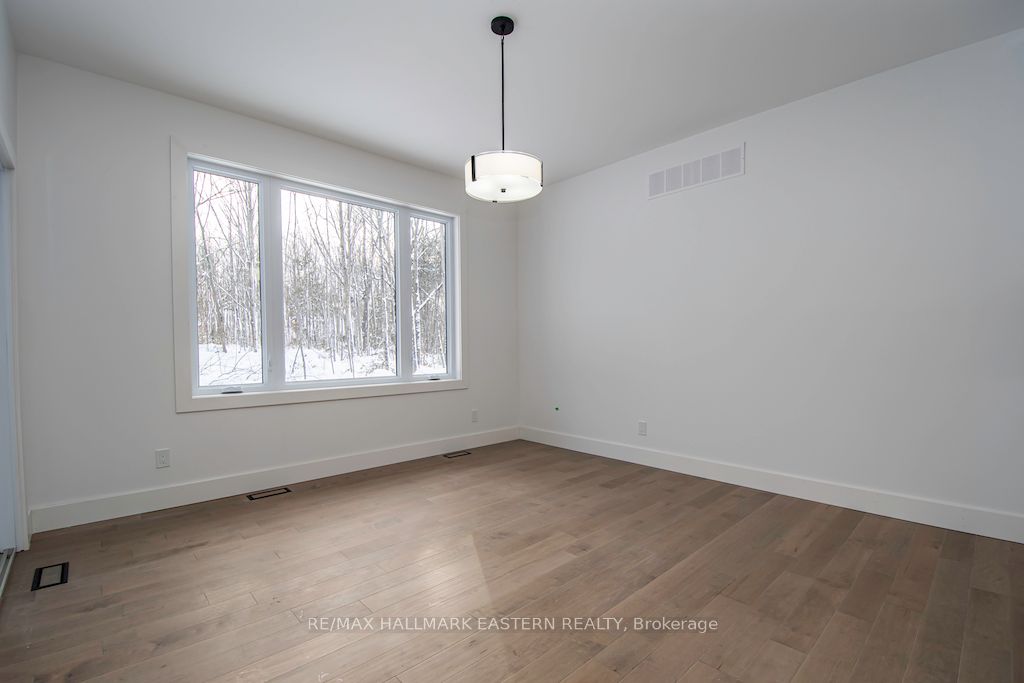 11 Maplewood Court Property Photo 8