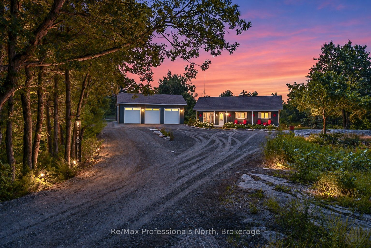891 Peninsula Road Property Photo 1