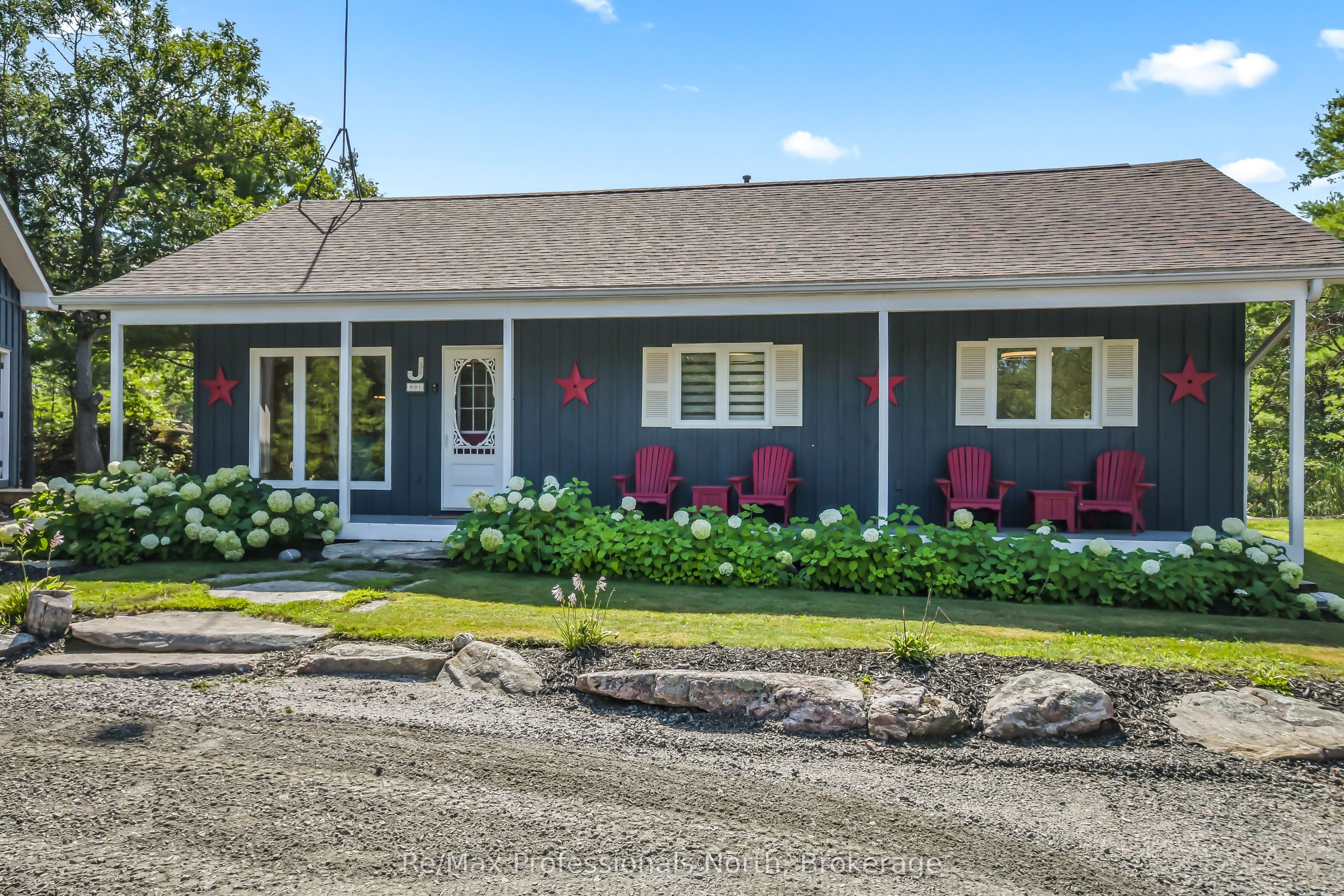 891 Peninsula Road Property Photo 16