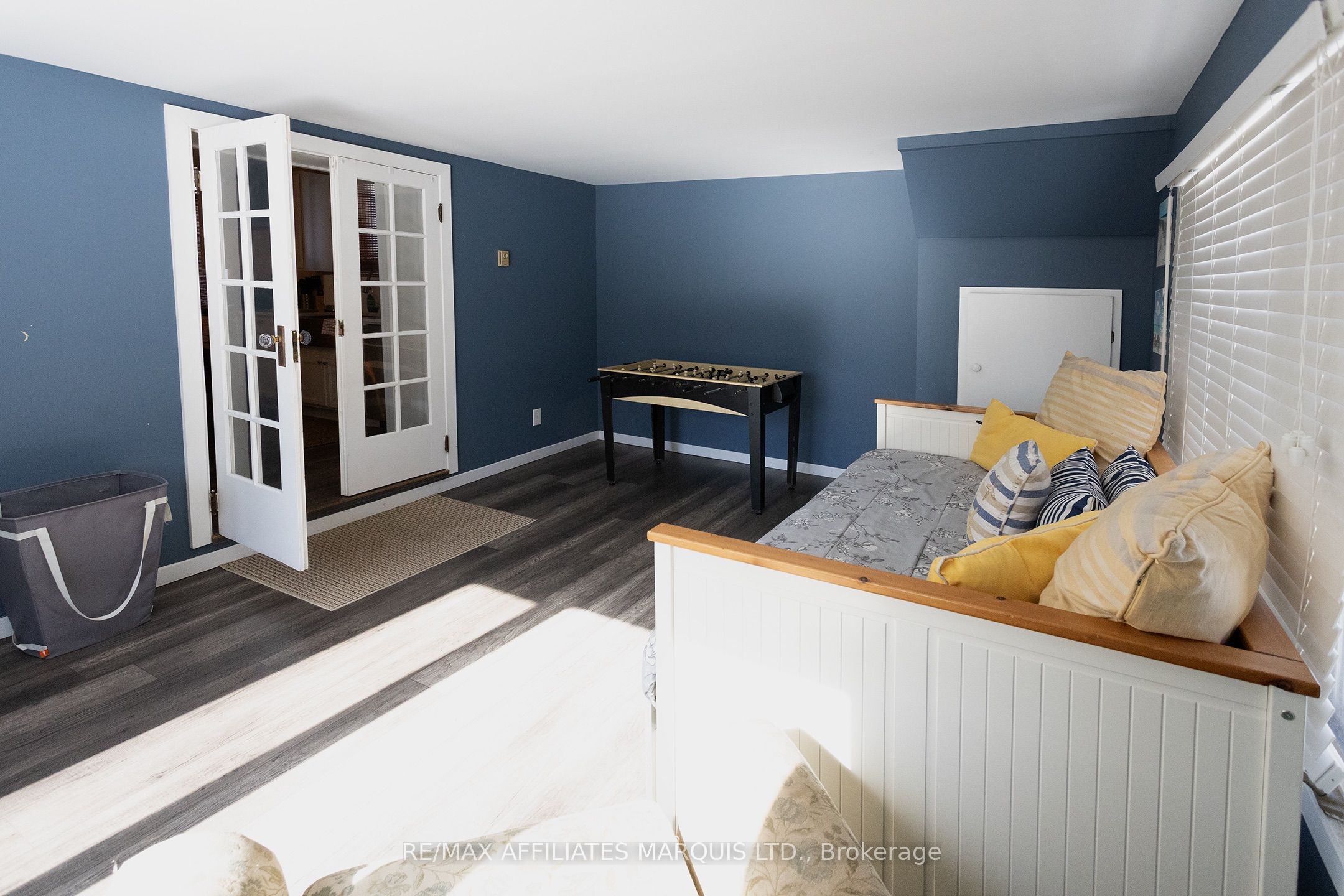 16 Lakeshore Drive Property Photo 12