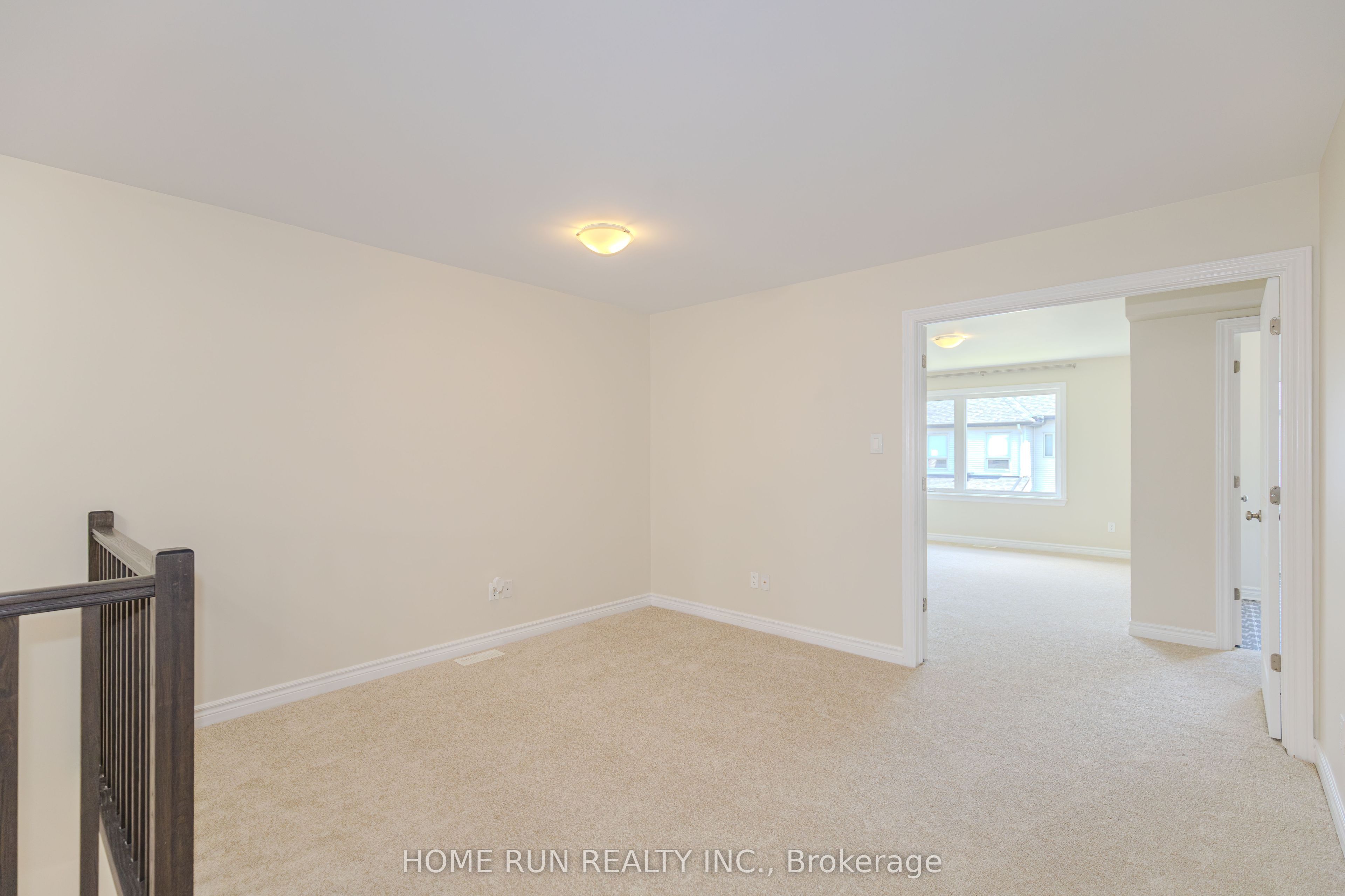 785 Cairn Crescent Property Photo 30