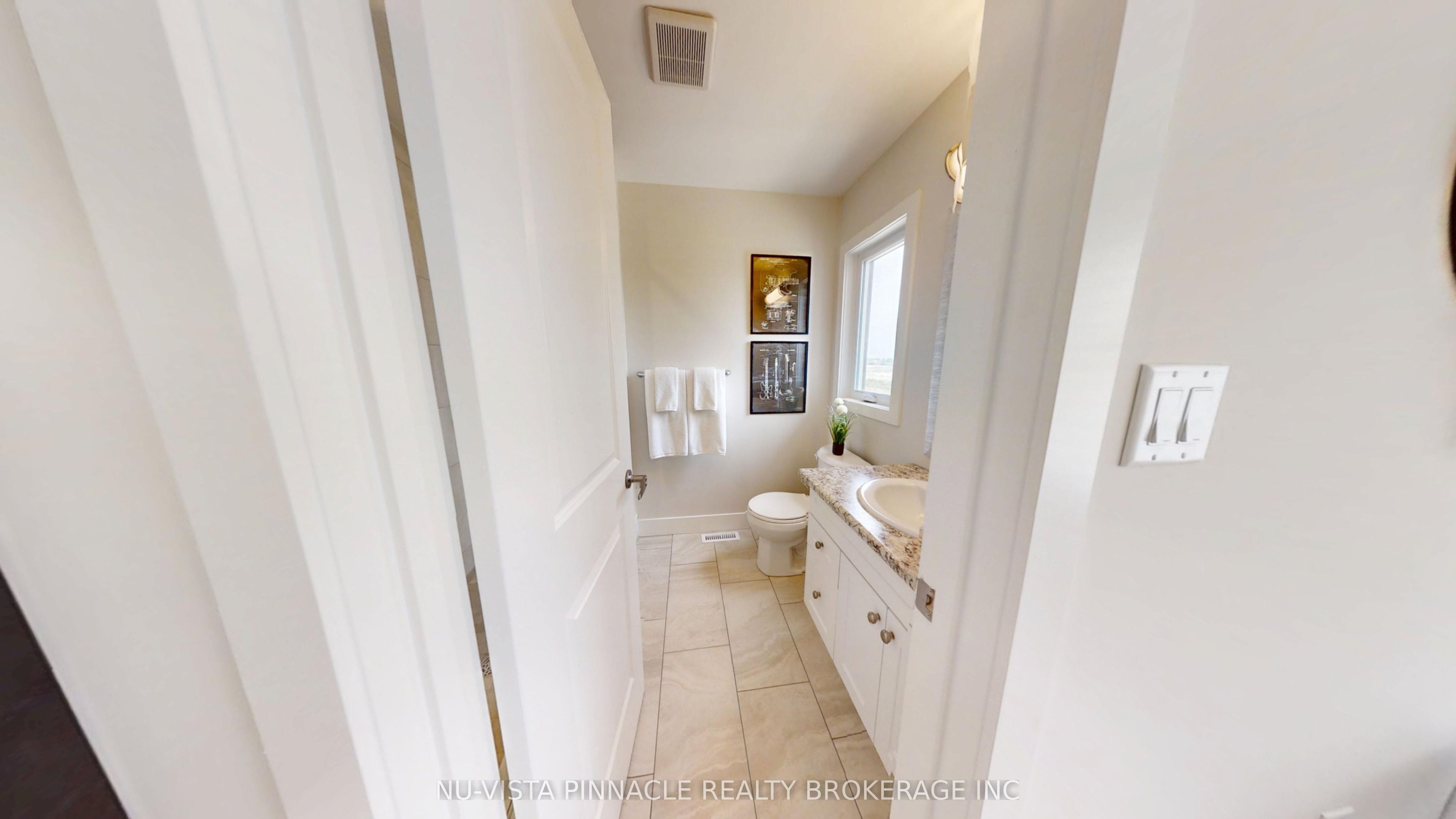 1886 Evans Boulevard Property Photo 16
