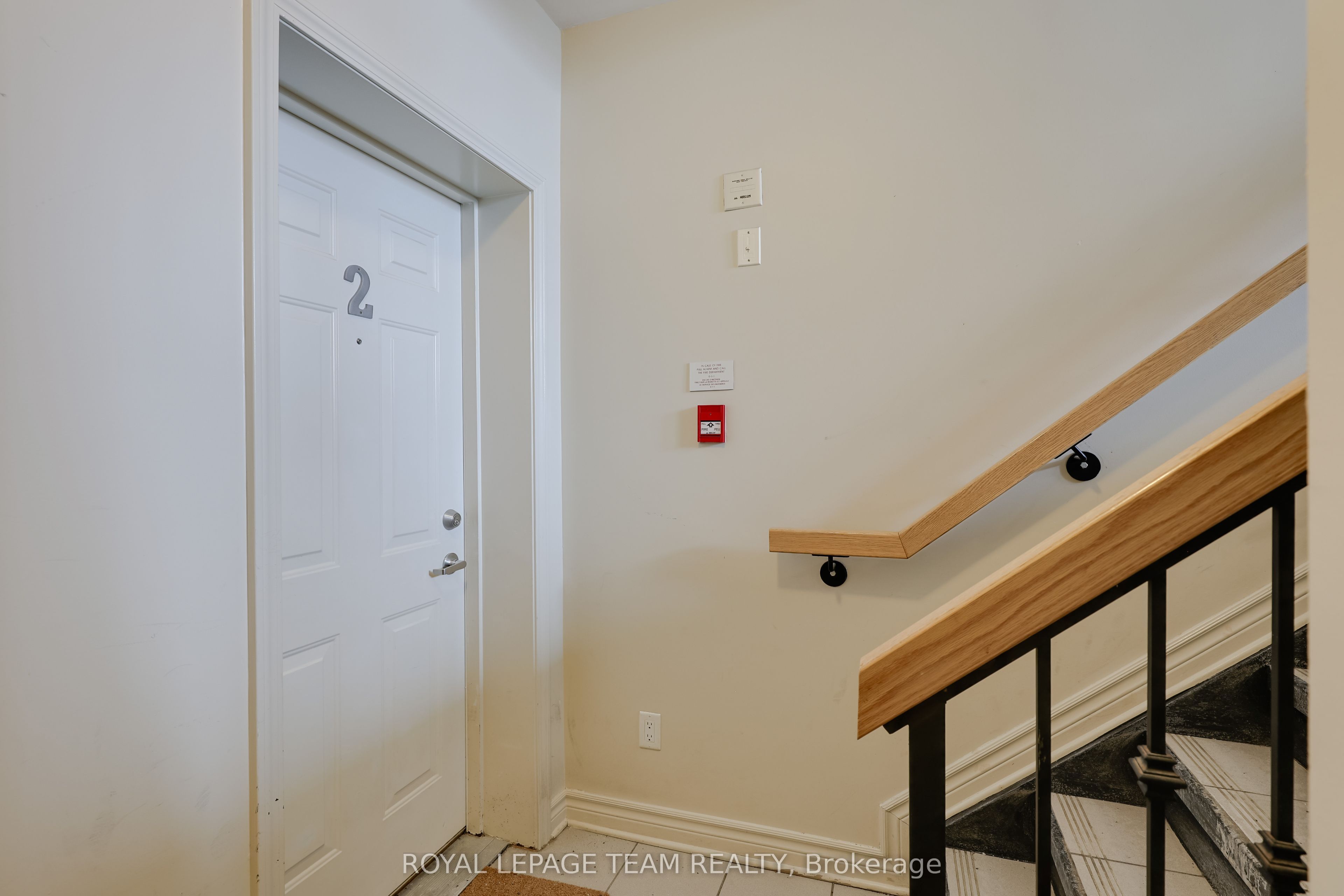 369 Paseo Private 2 Property Photo 5