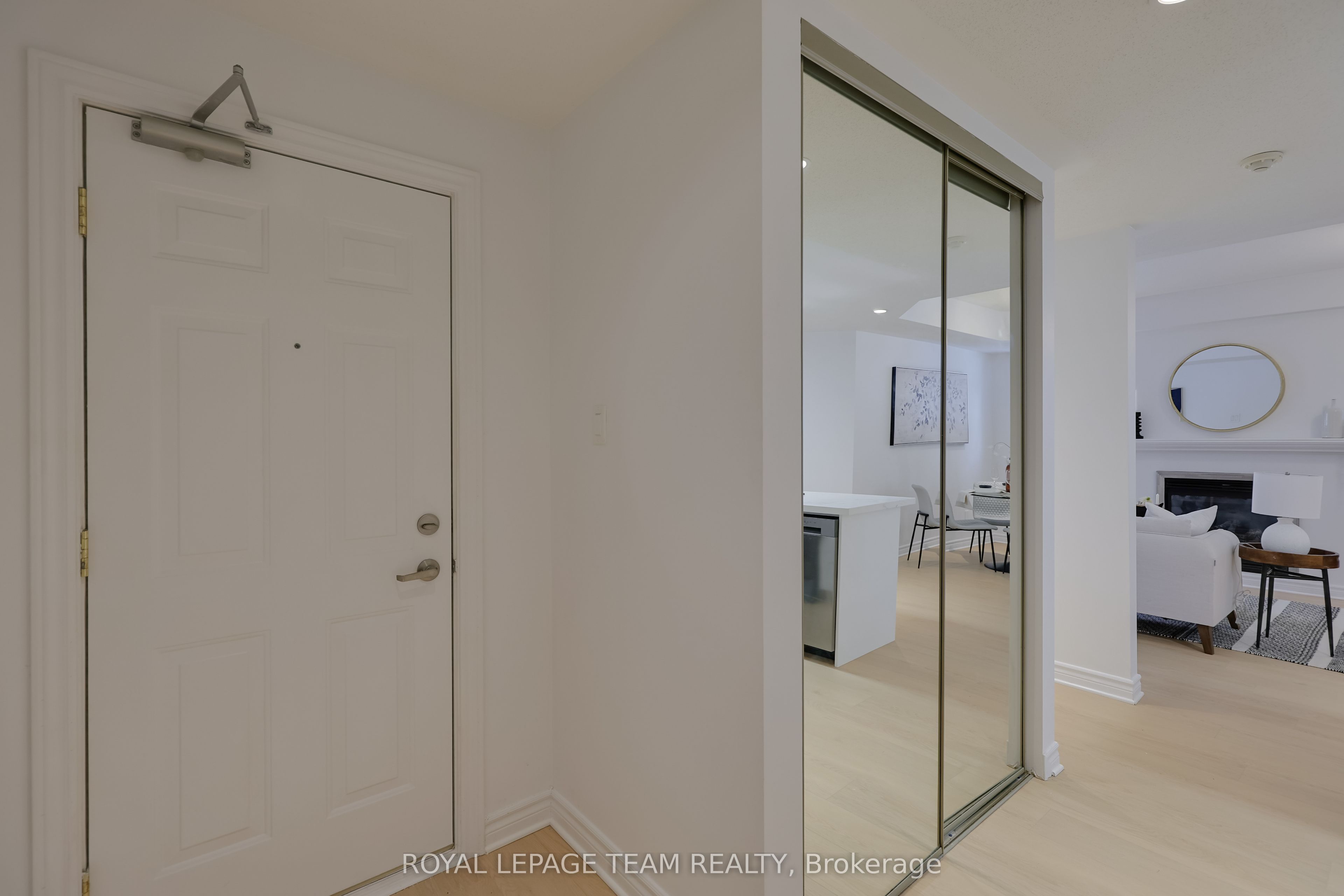369 Paseo Private 2 Property Photo 7