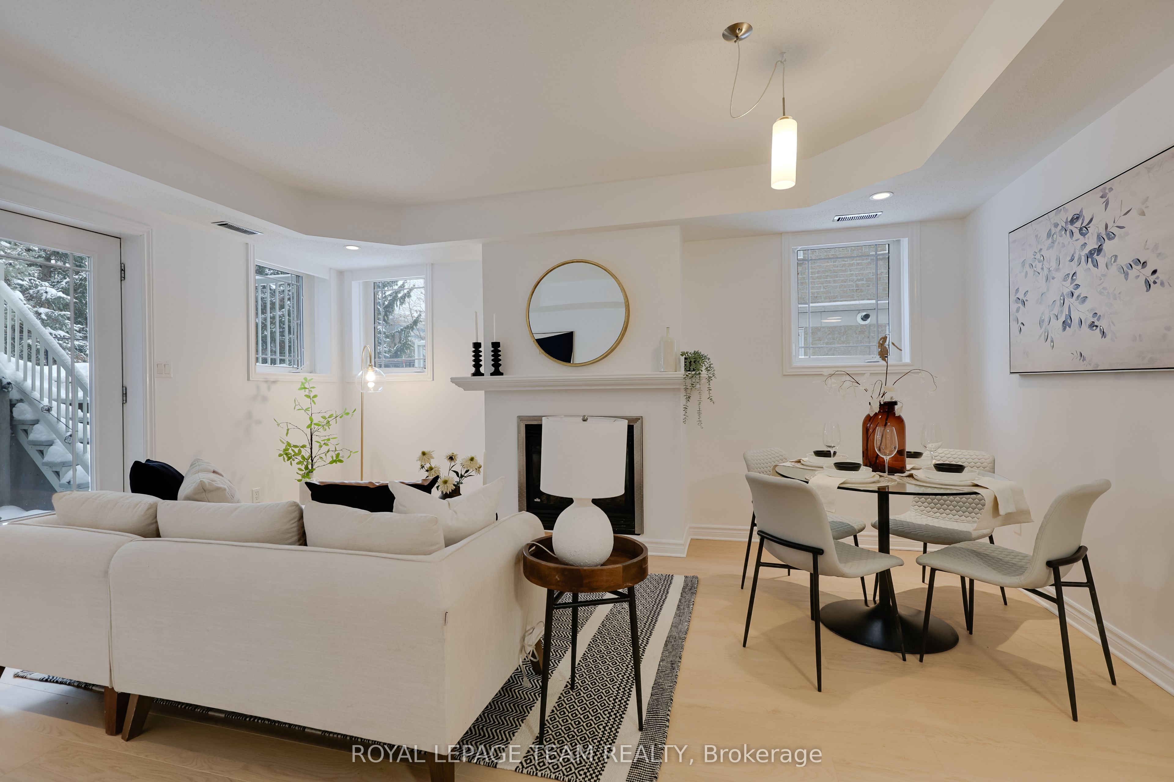 369 Paseo Private 2 Property Photo 18