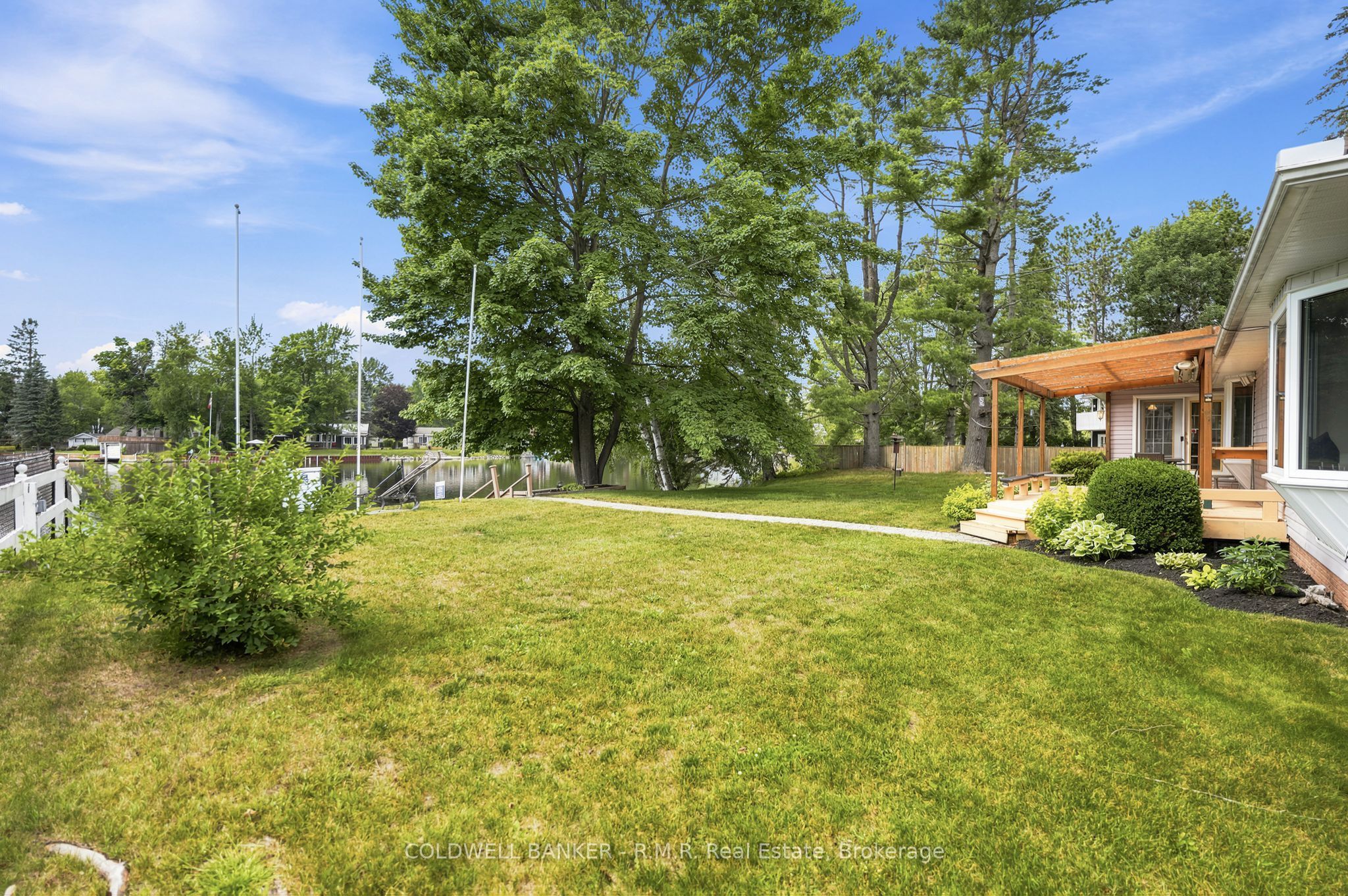 33 Portage Road Property Photo 6