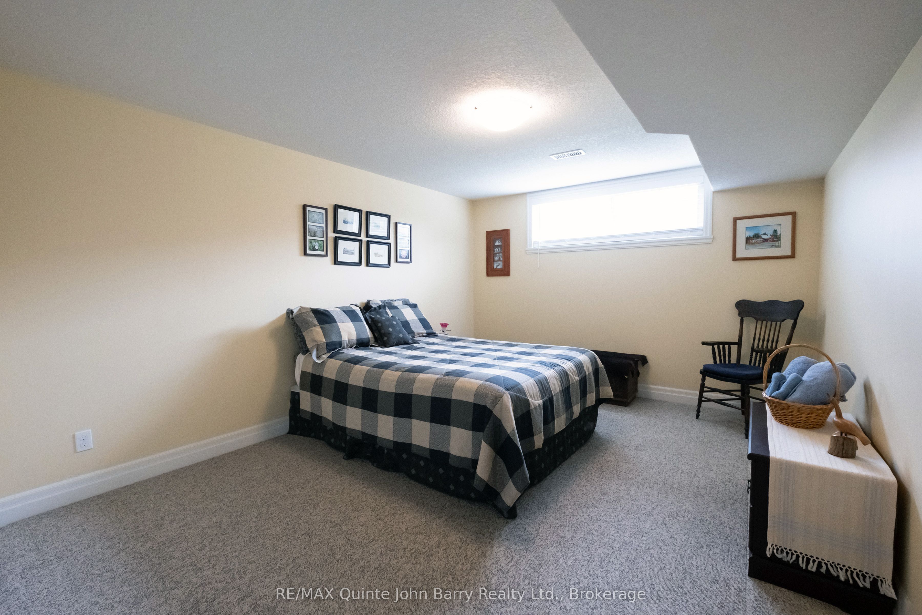 49 Mcintosh Crescent Property Photo 24
