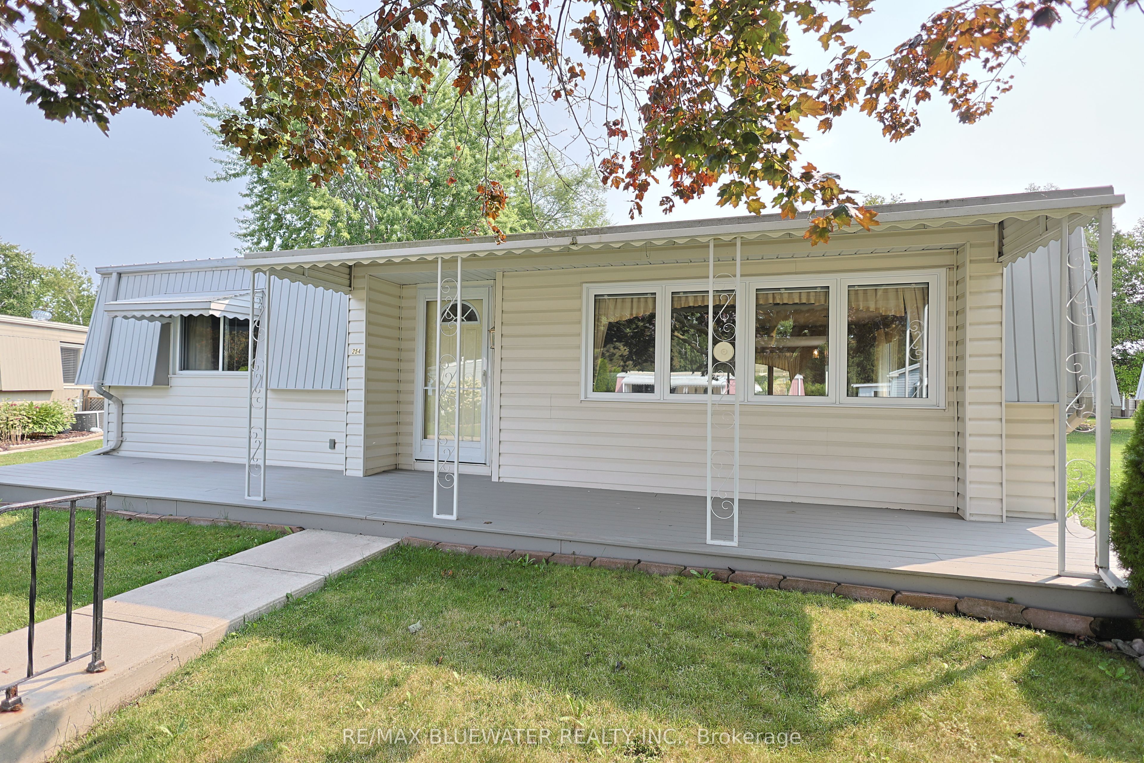 254 Highland Springs Property Photo 8