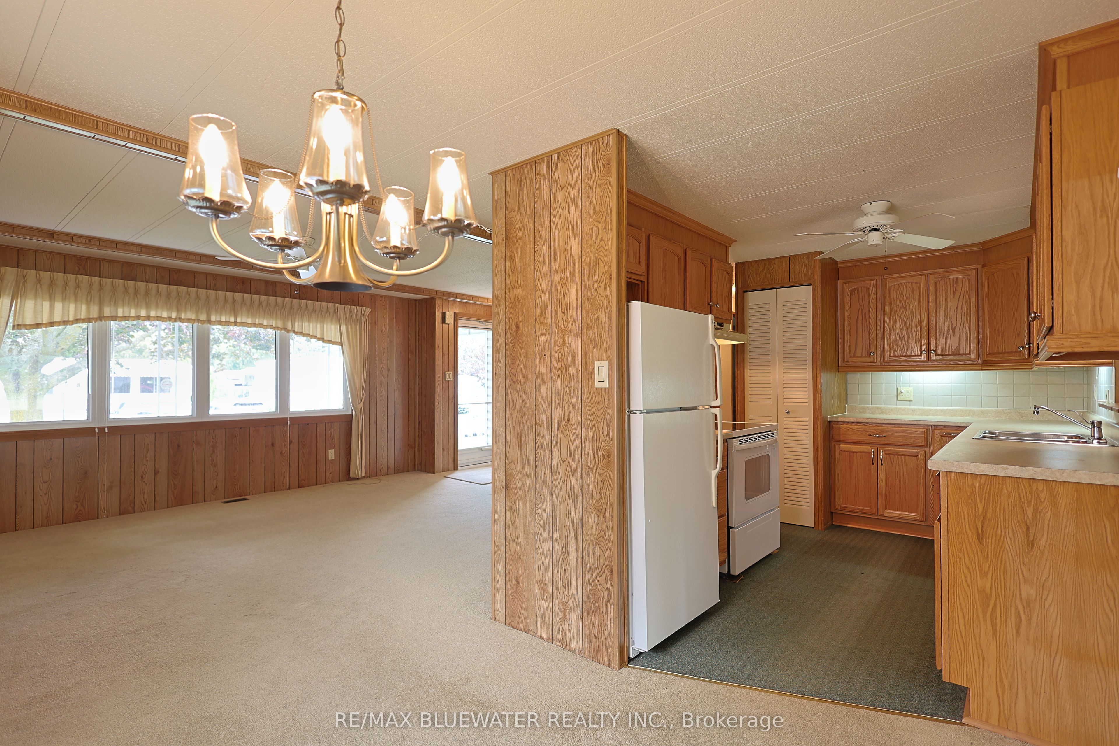 254 Highland Springs Property Photo 14