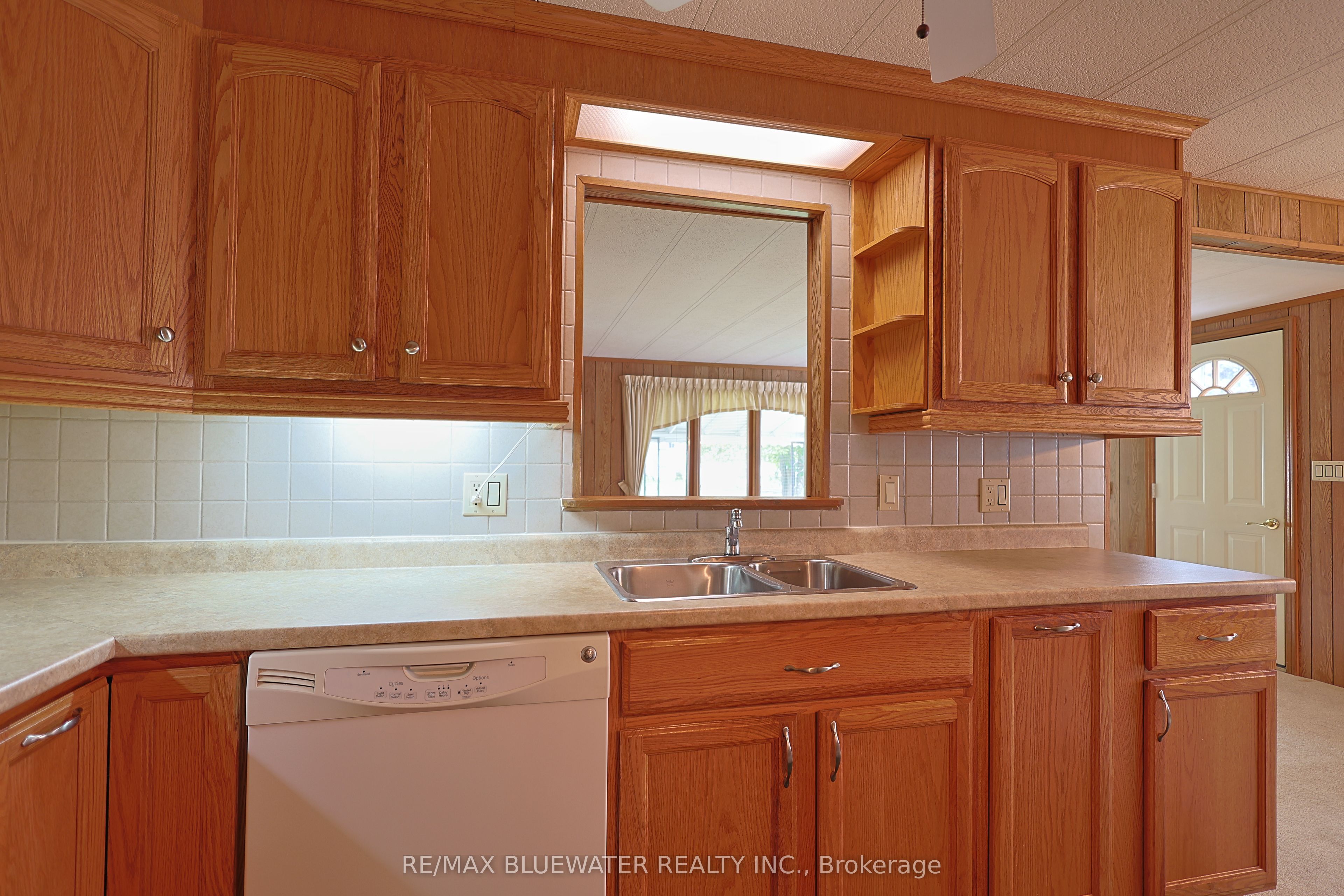 254 Highland Springs Property Photo 16