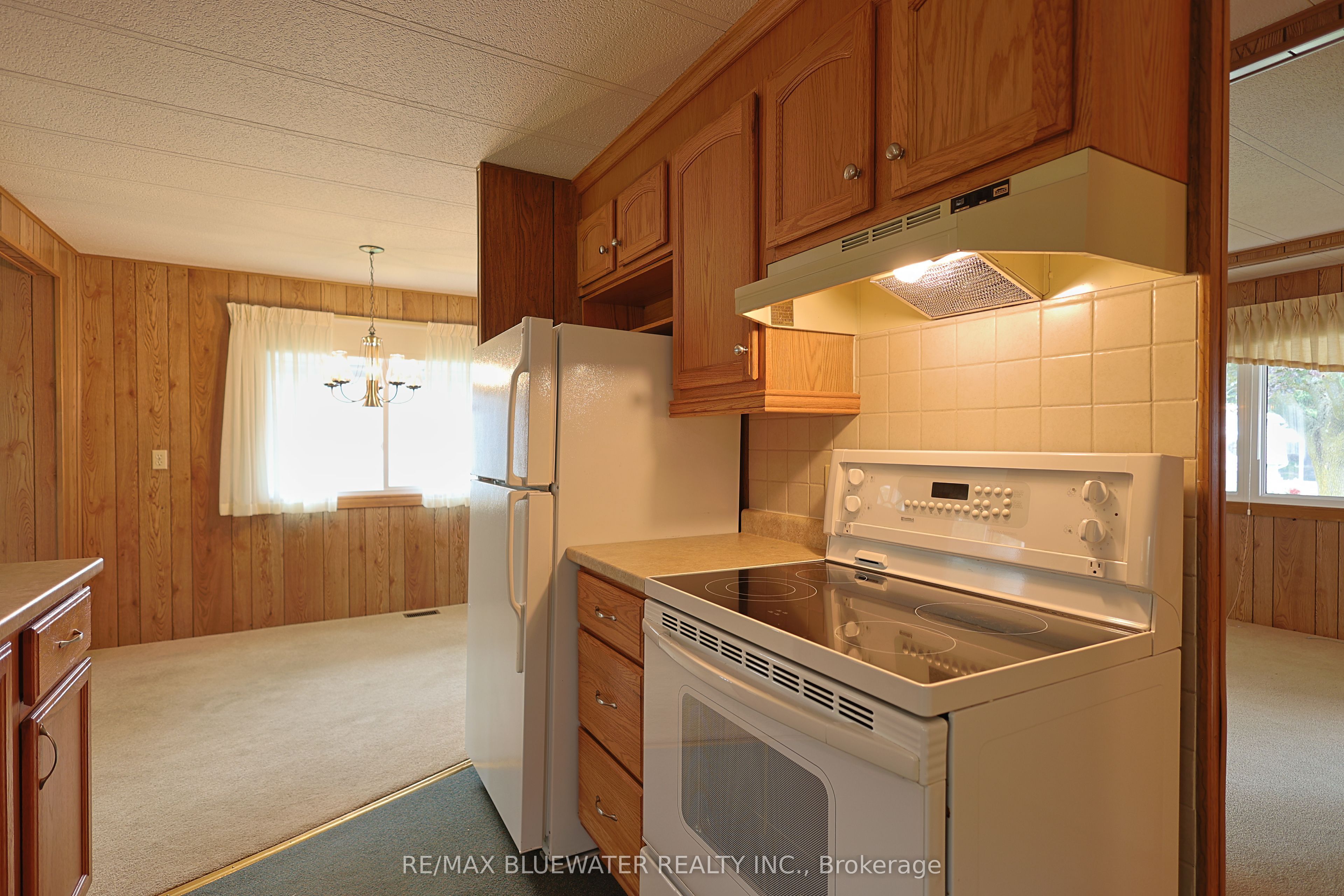 254 Highland Springs Property Photo 17