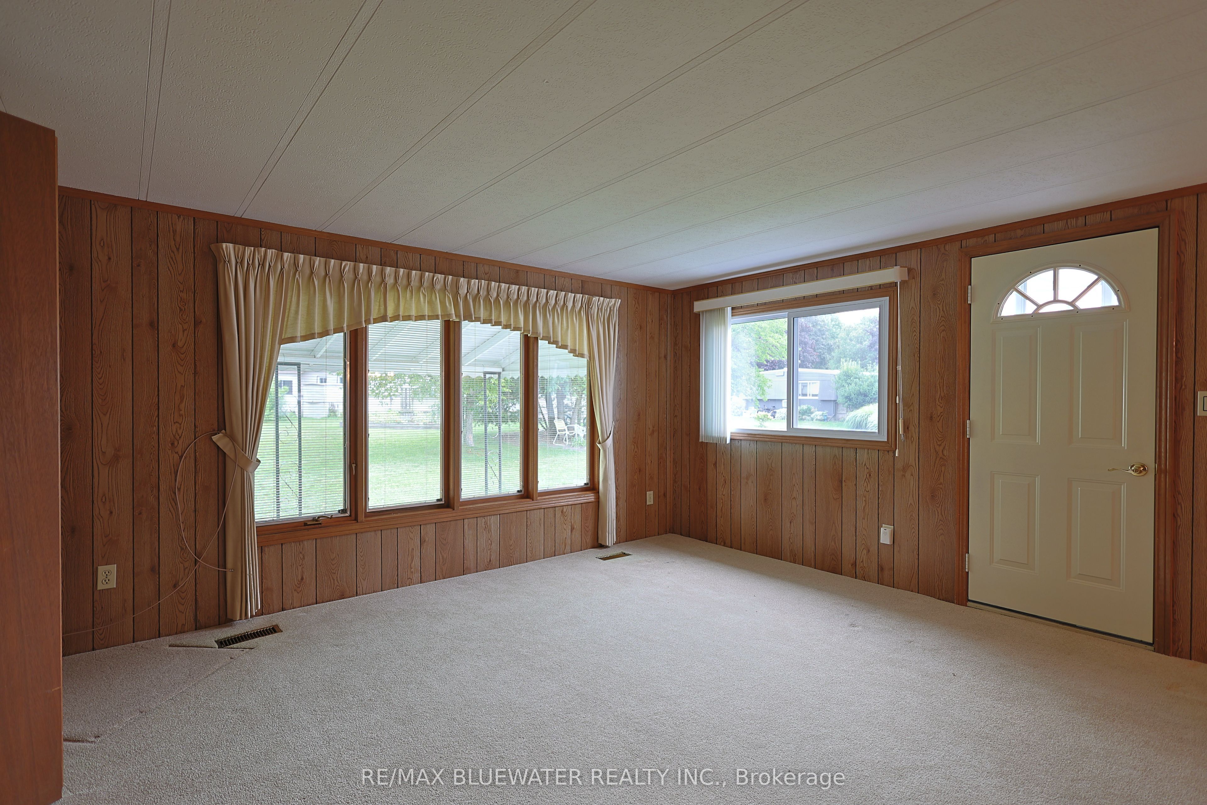 254 Highland Springs Property Photo 19