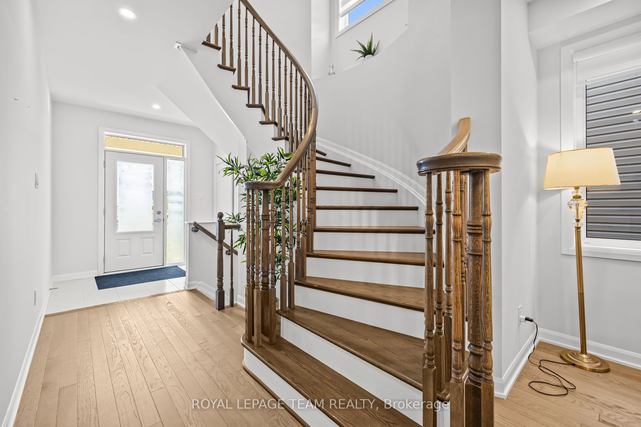 70 Ralph Erfle Way Property Photo 3