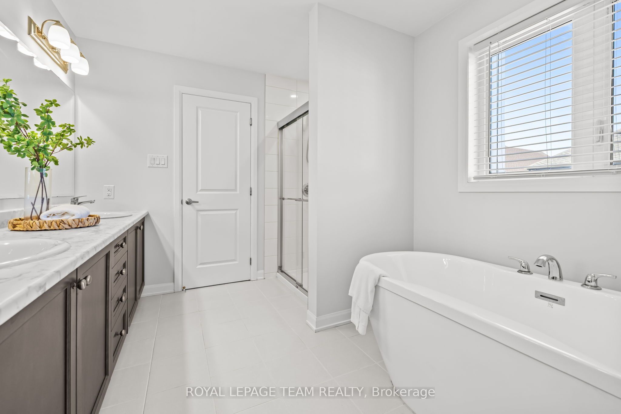 70 Ralph Erfle Way Property Photo 20