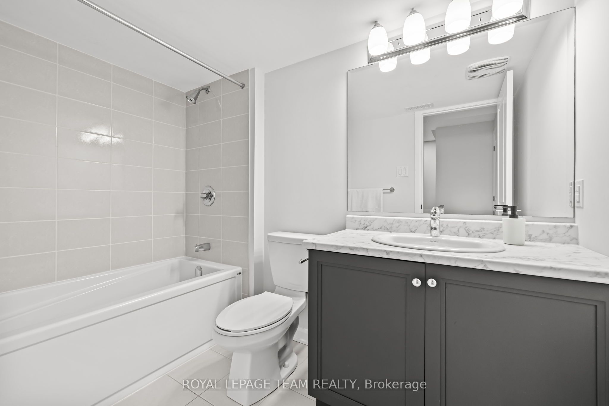 70 Ralph Erfle Way Property Photo 32