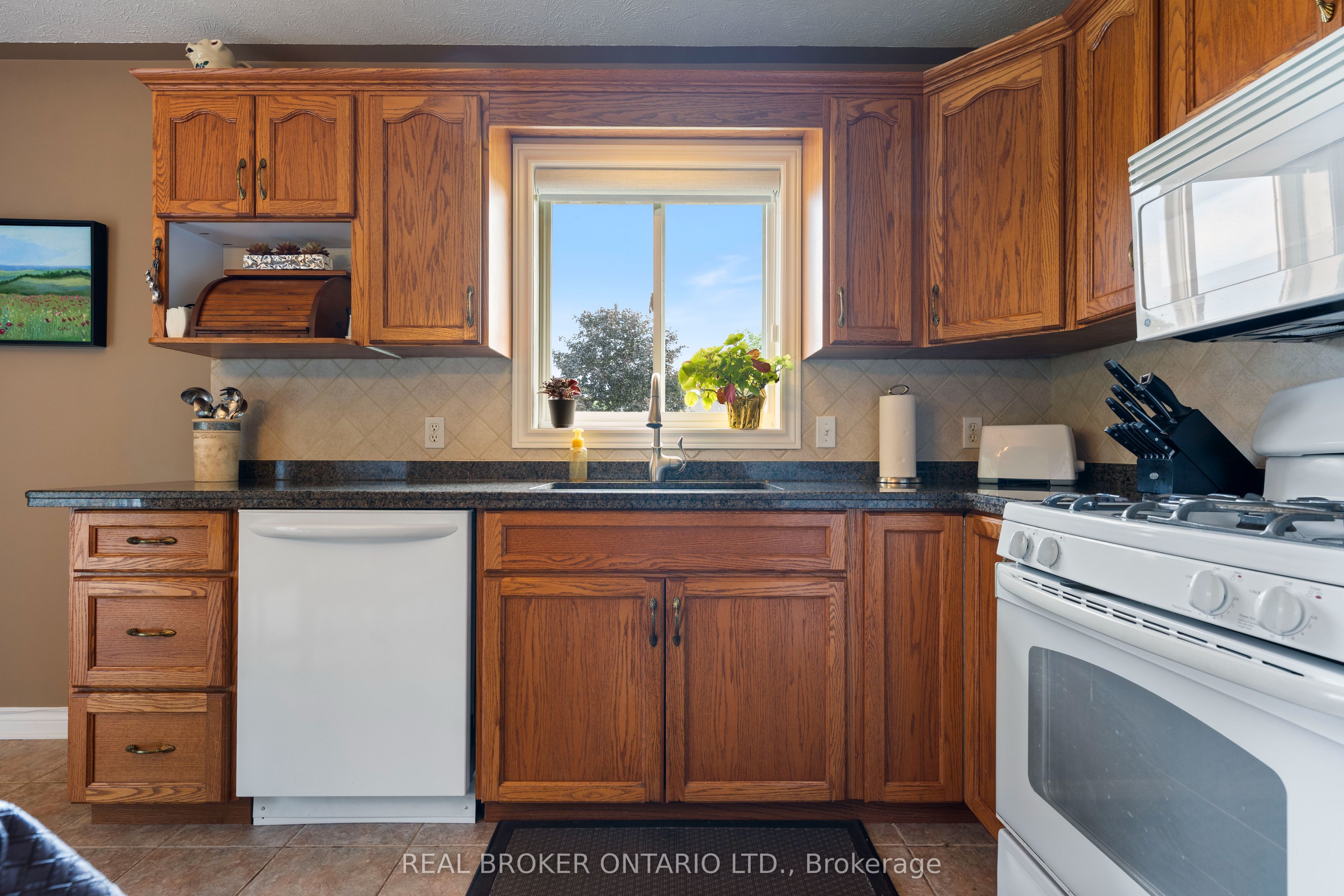 10 Sunset Lane Property Photo 14