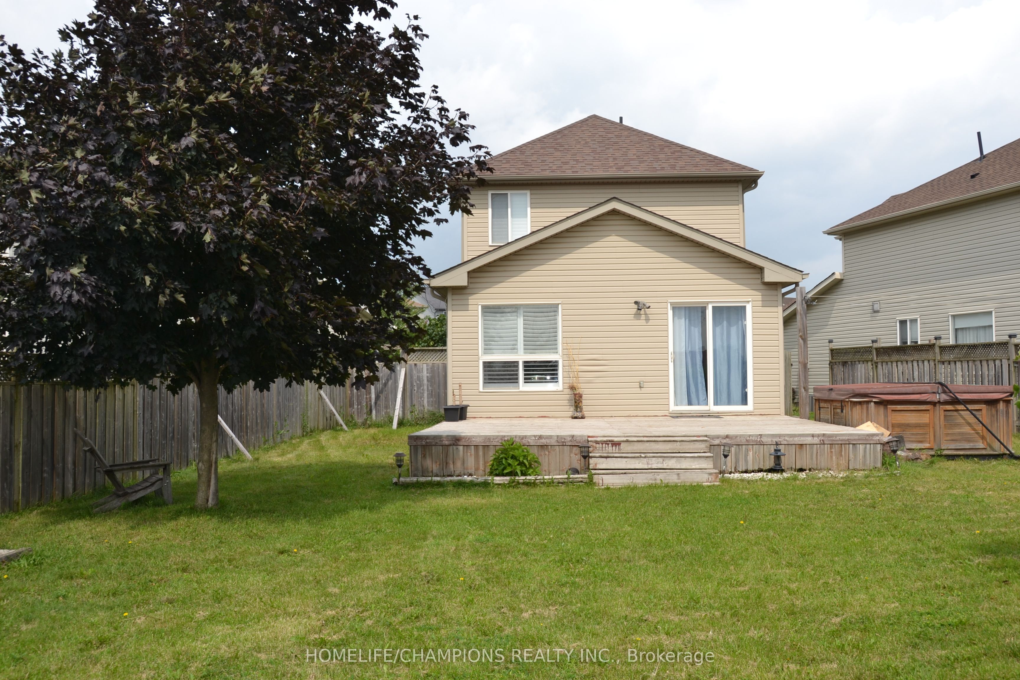 132 Henhoeffer Crescent Property Photo 6