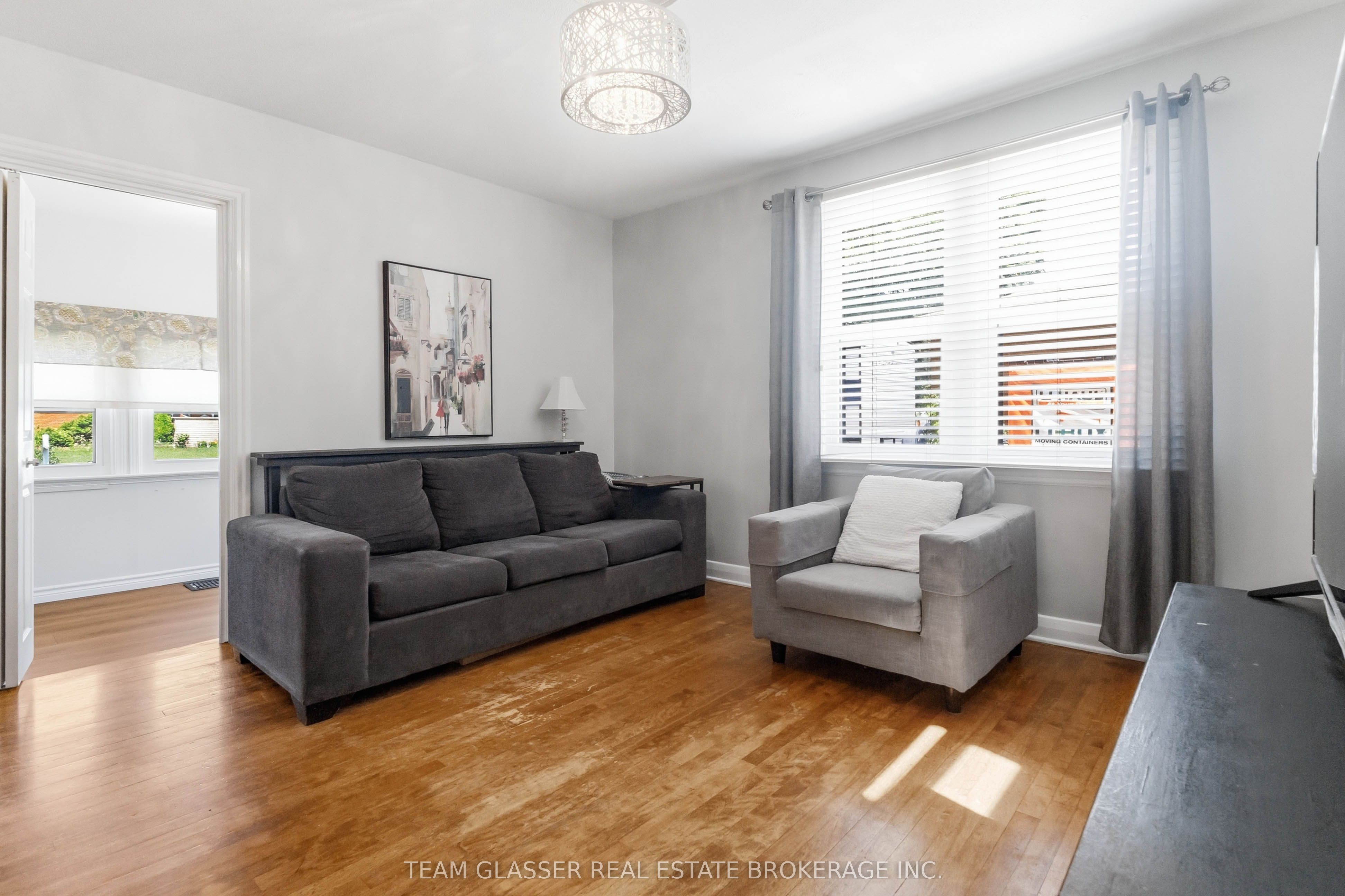 27 Dengate Crescent Property Photo 12