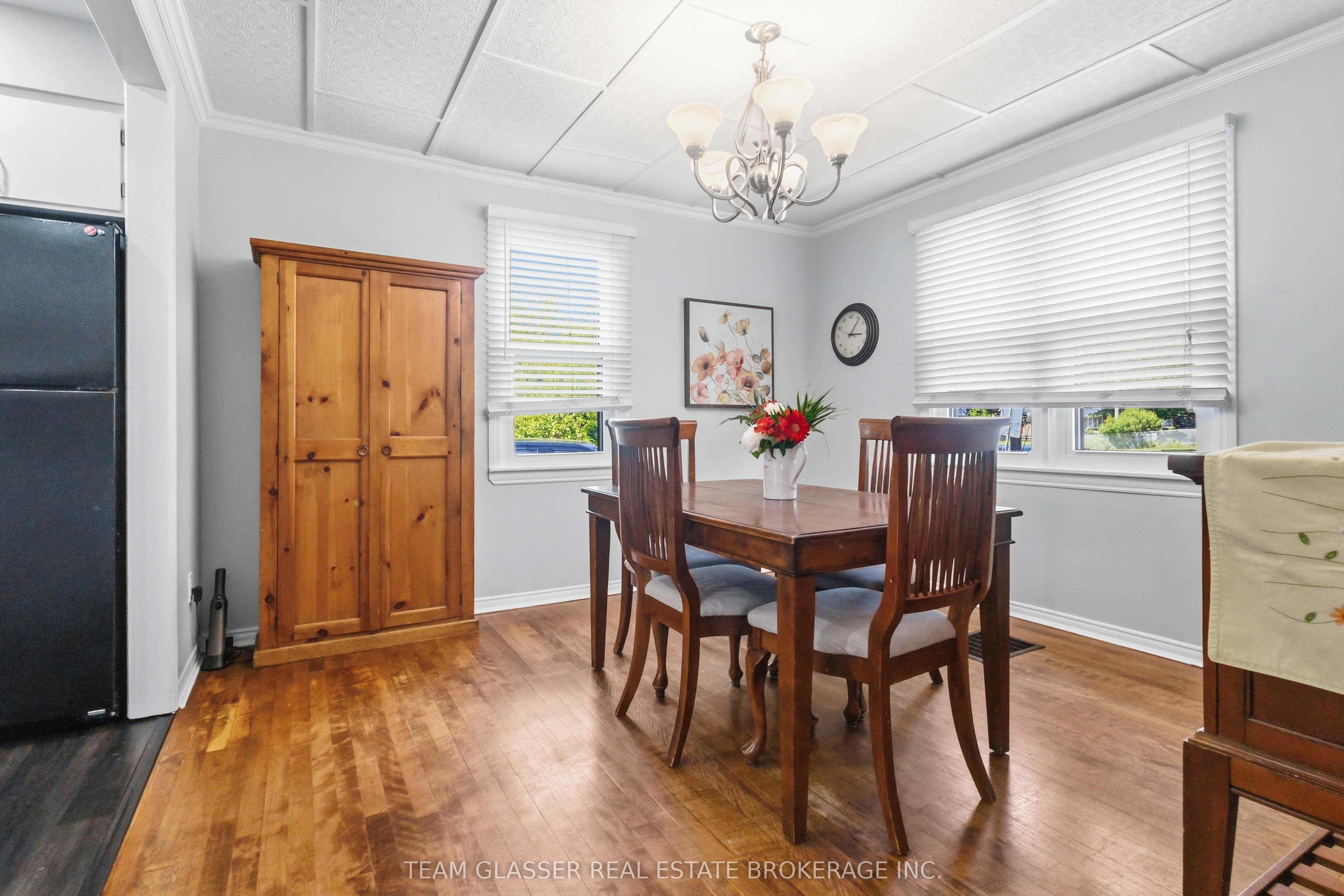 27 Dengate Crescent Property Photo 13