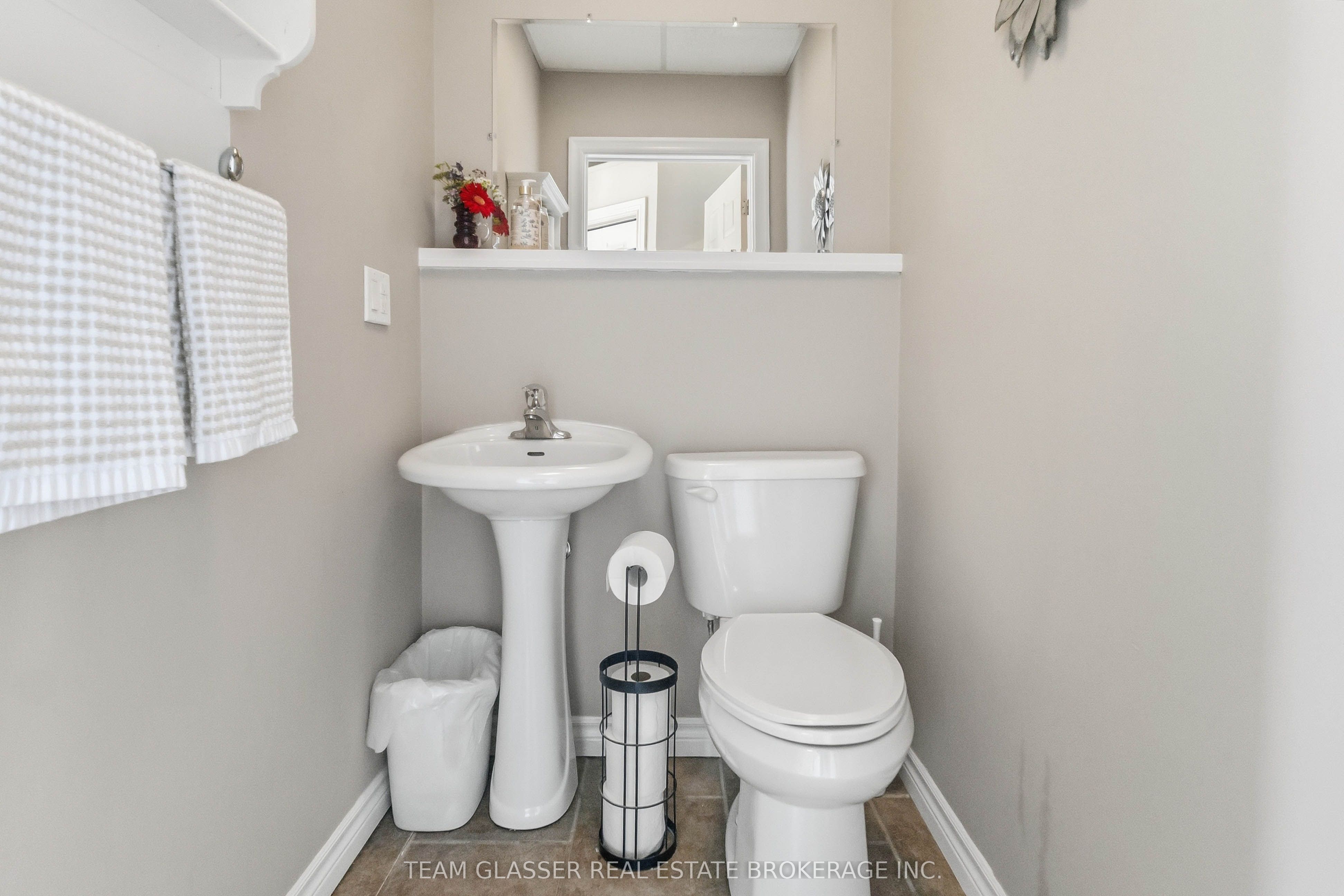 27 Dengate Crescent Property Photo 21