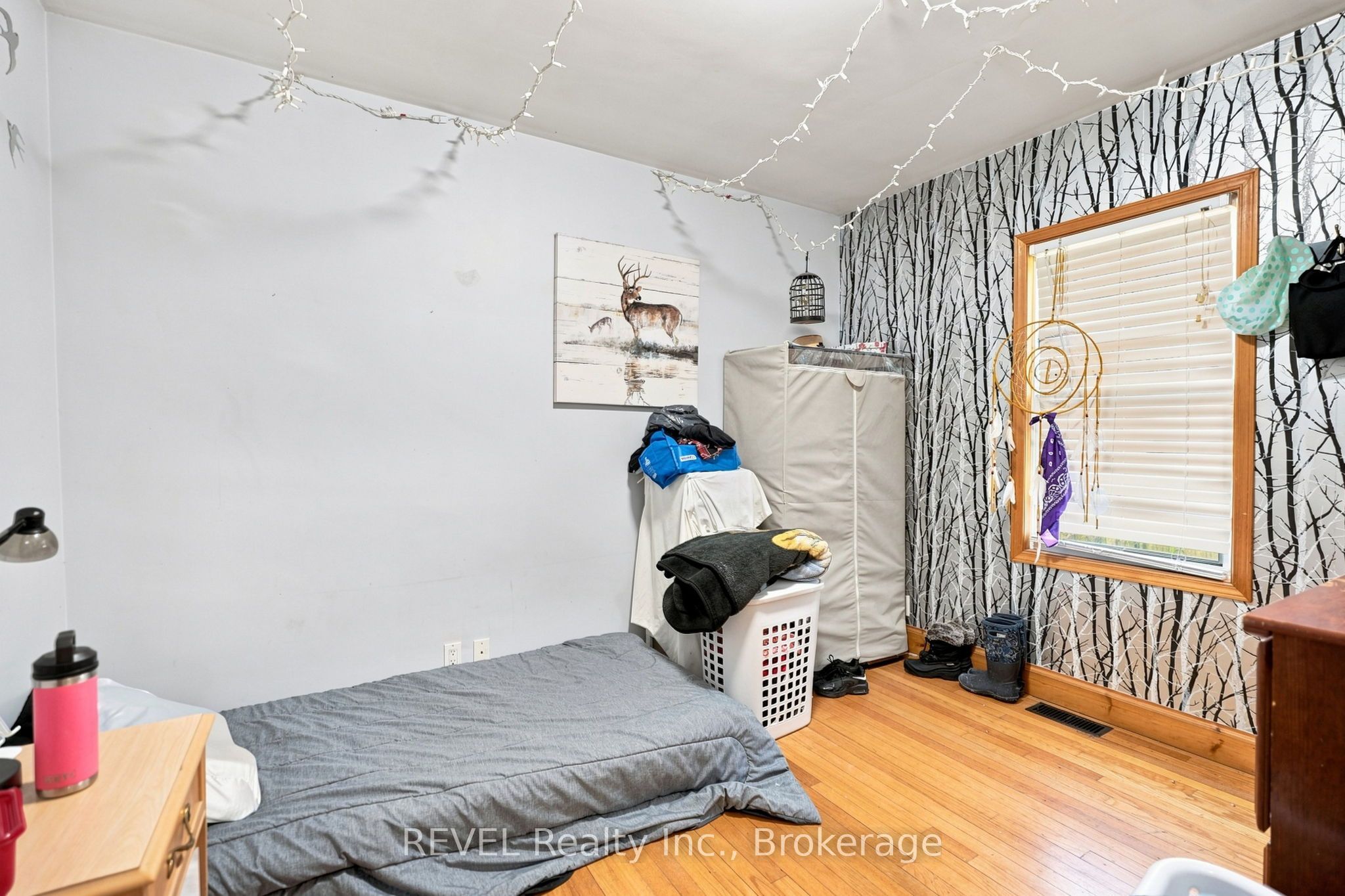 5699 Montrose Road Property Photo 14