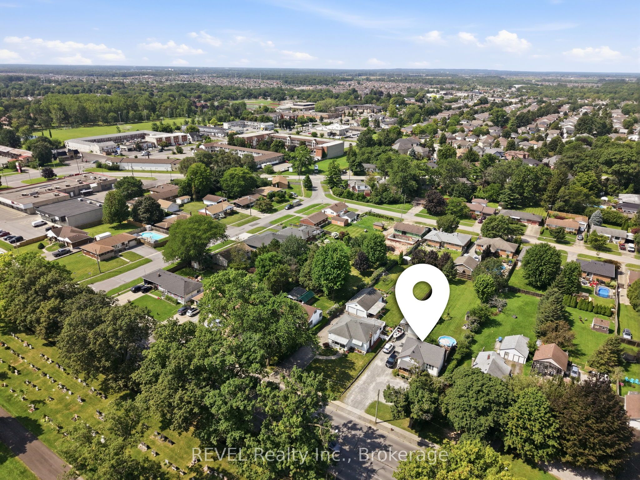 5699 Montrose Road Property Photo 35