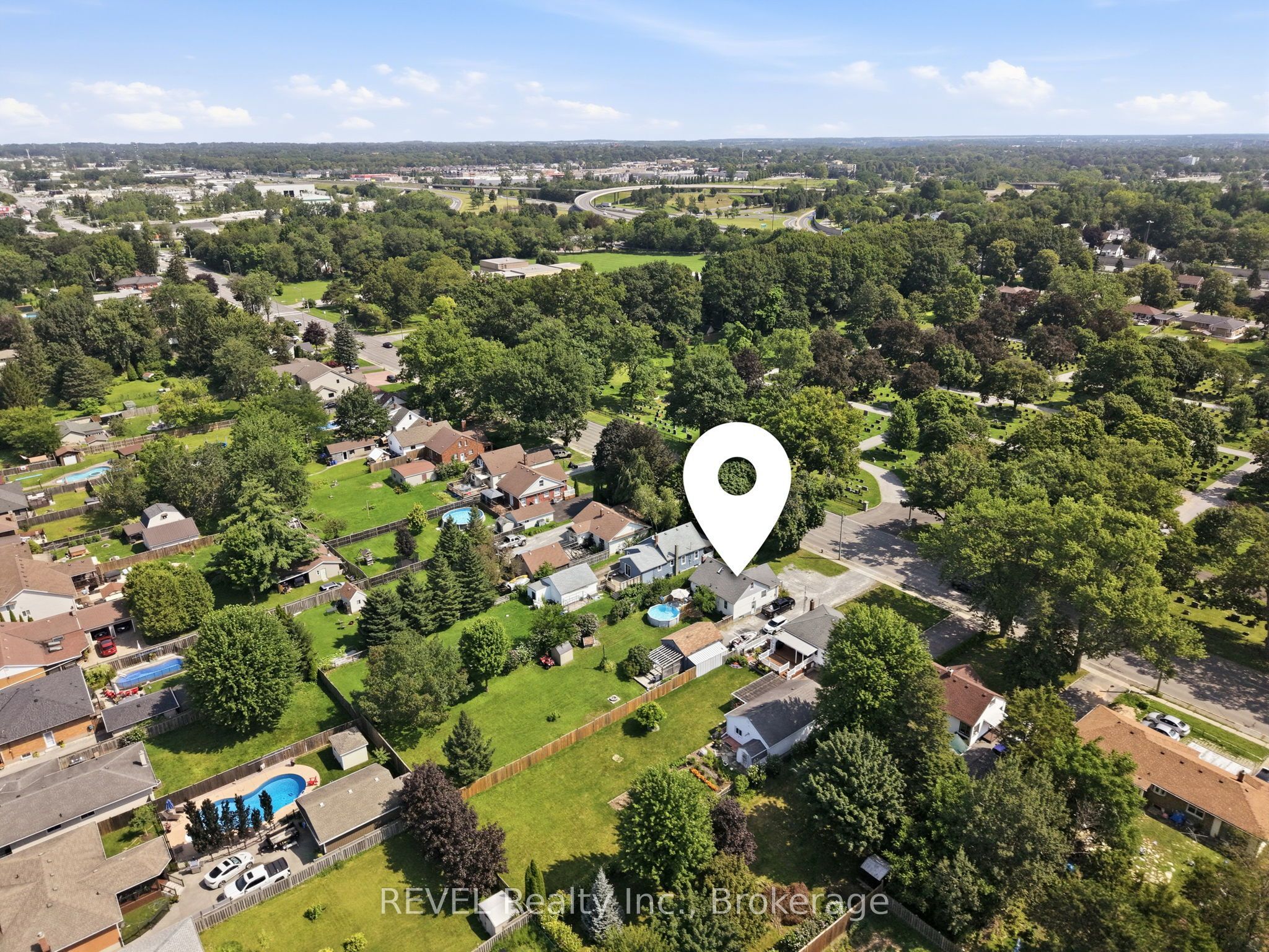 5699 Montrose Road Property Photo 42