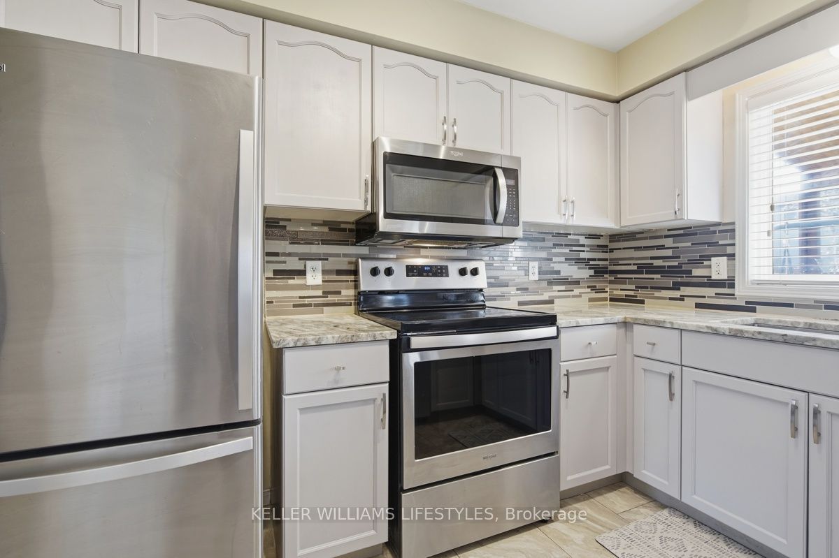1135 Kimball Crescent Property Photo 13
