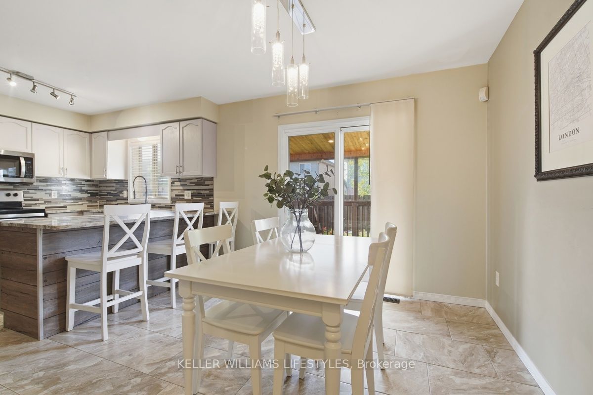 1135 Kimball Crescent Property Photo 16
