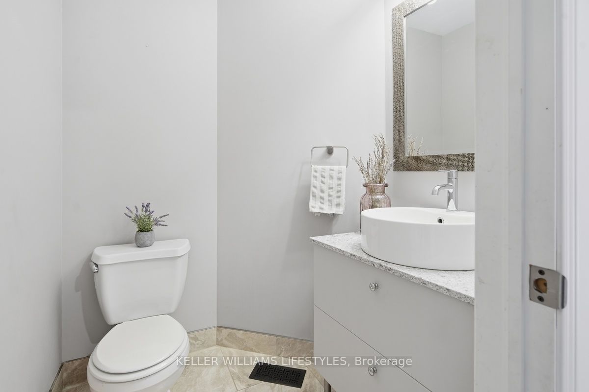 1135 Kimball Crescent Property Photo 17