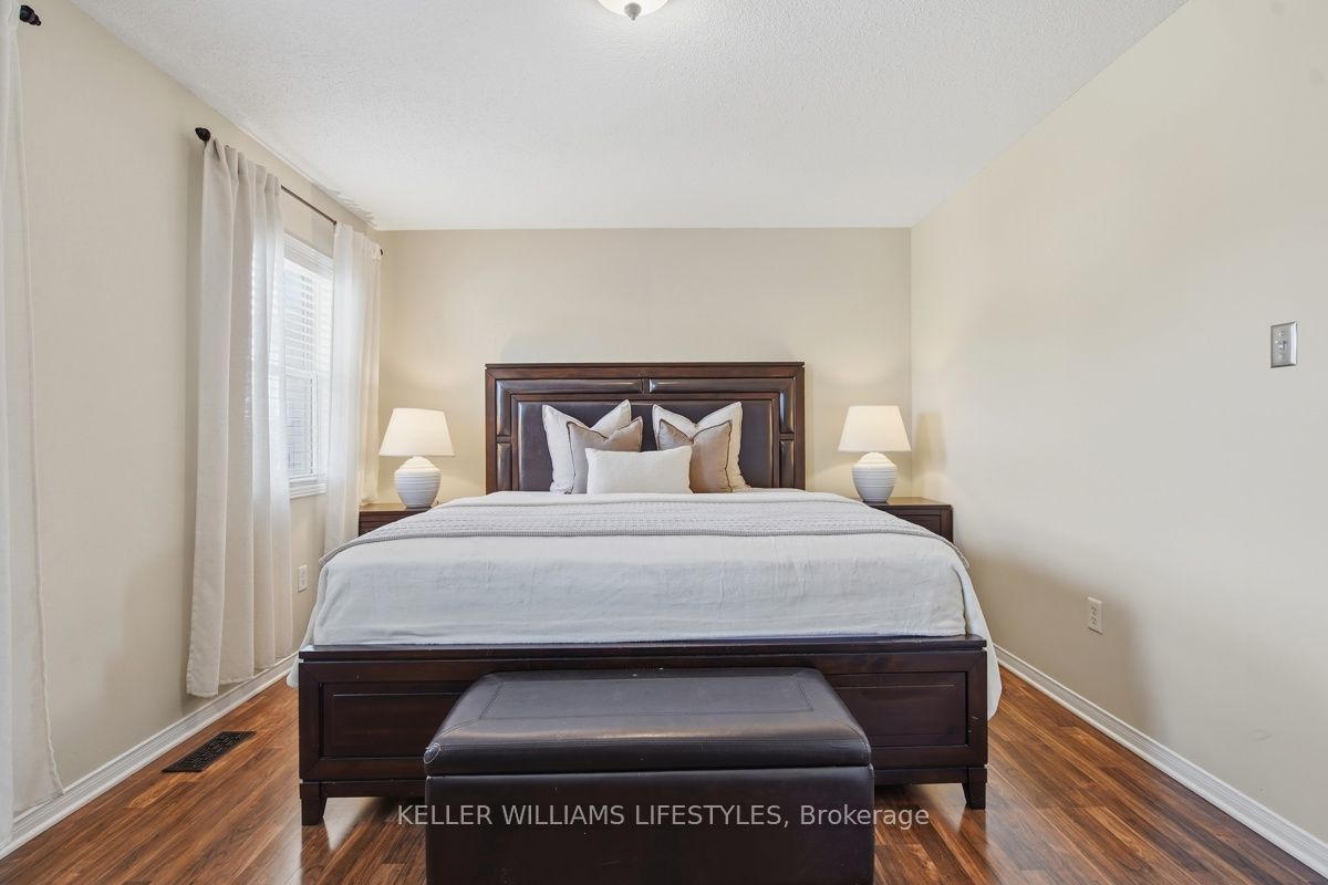 1135 Kimball Crescent Property Photo 19