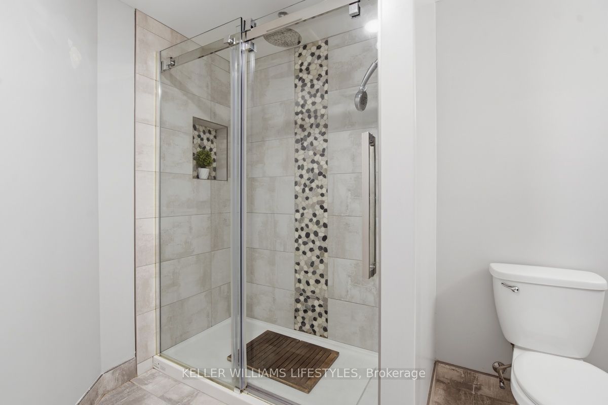 1135 Kimball Crescent Property Photo 32