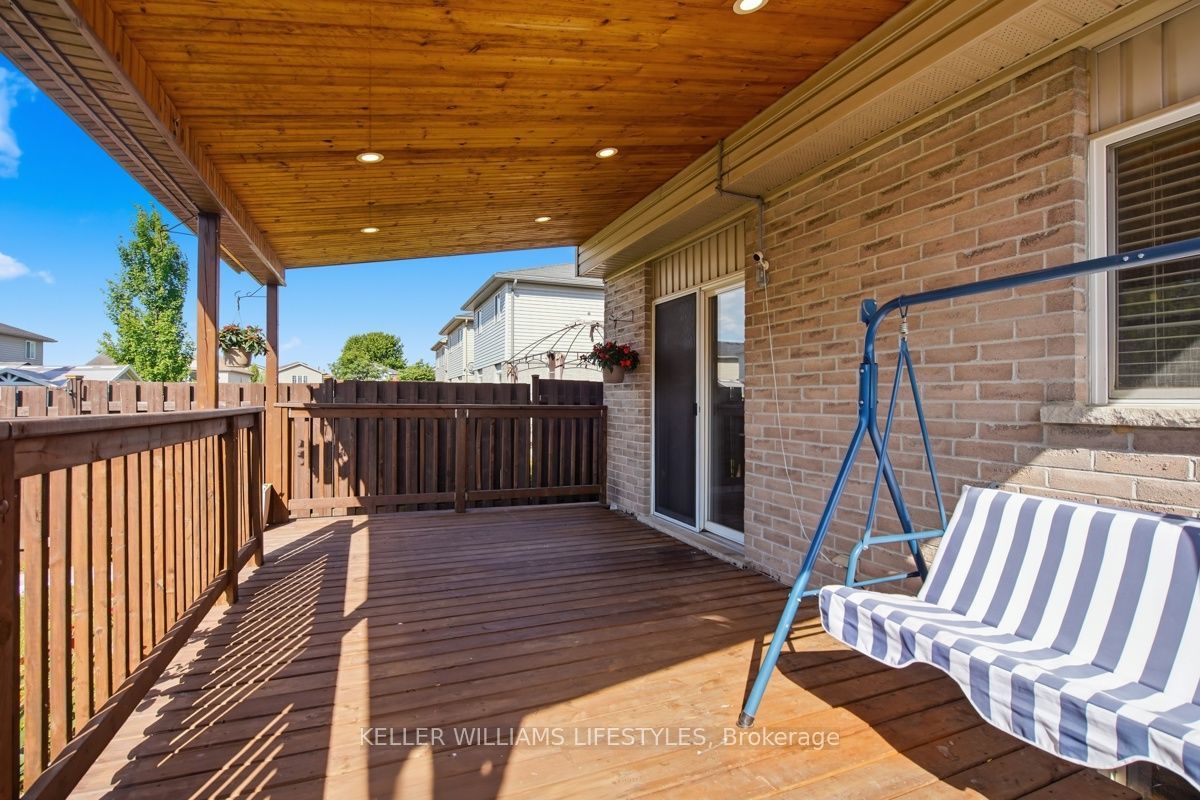 1135 Kimball Crescent Property Photo 36