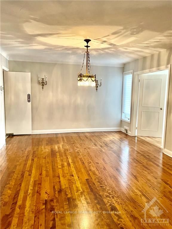 522 Piccadilly Avenue Property Photo 4