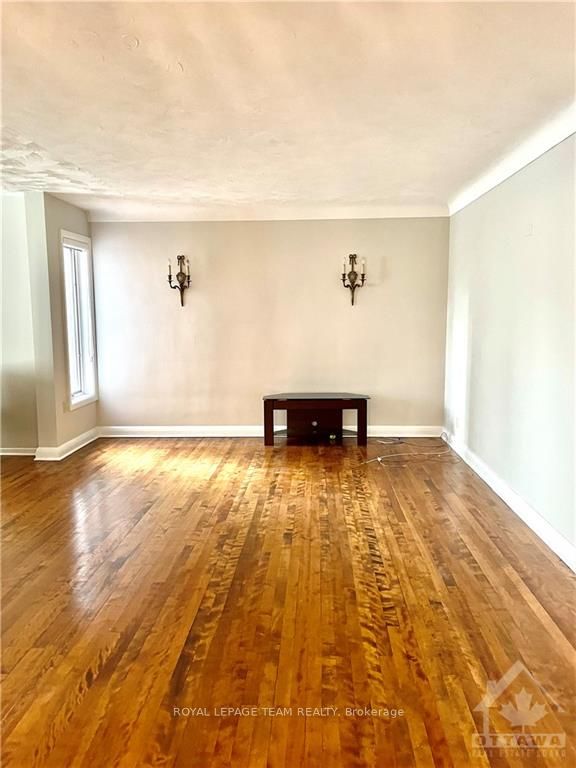 522 Piccadilly Avenue Property Photo 5