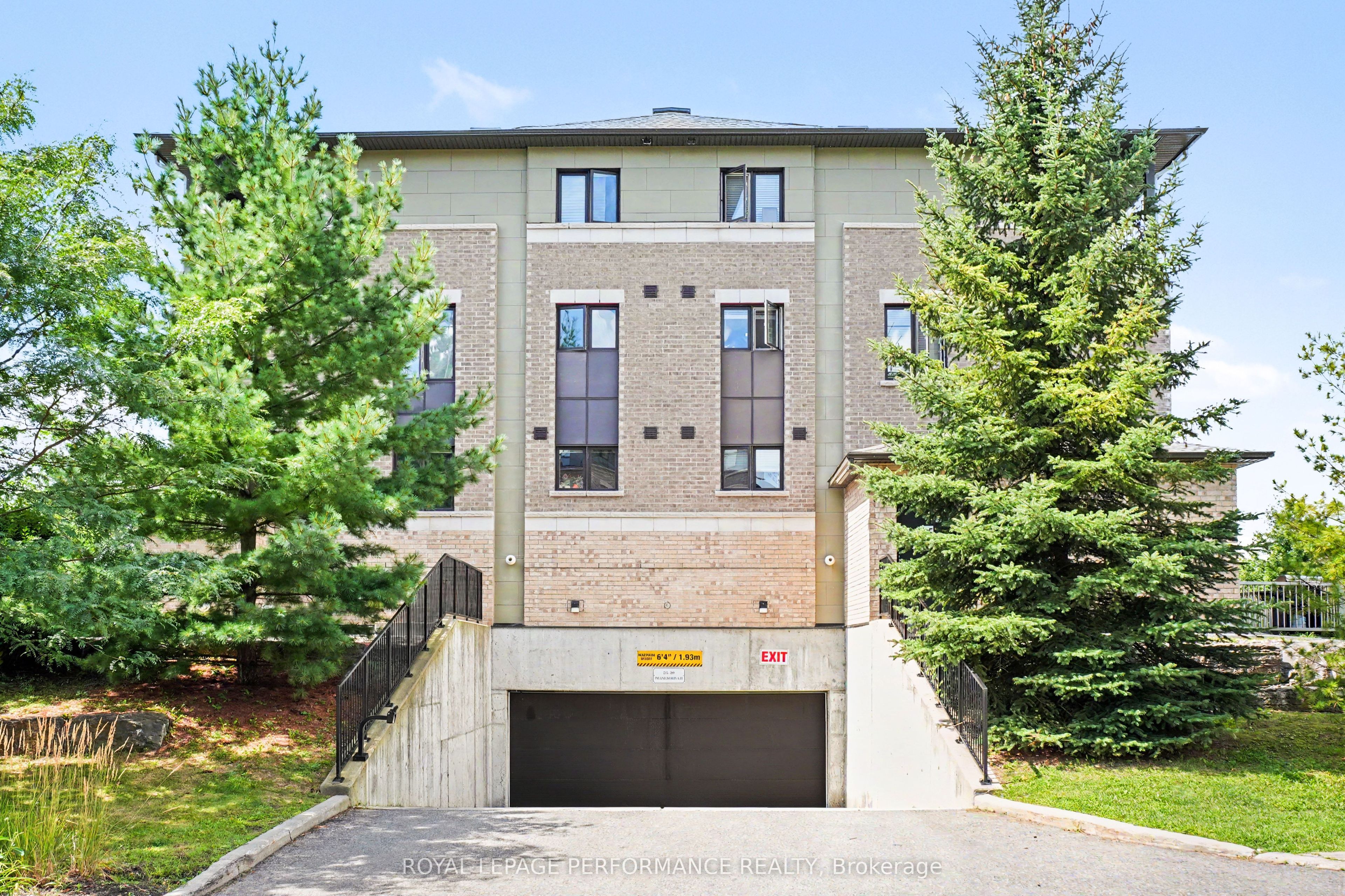 269a Titanium Private Property Photo 3