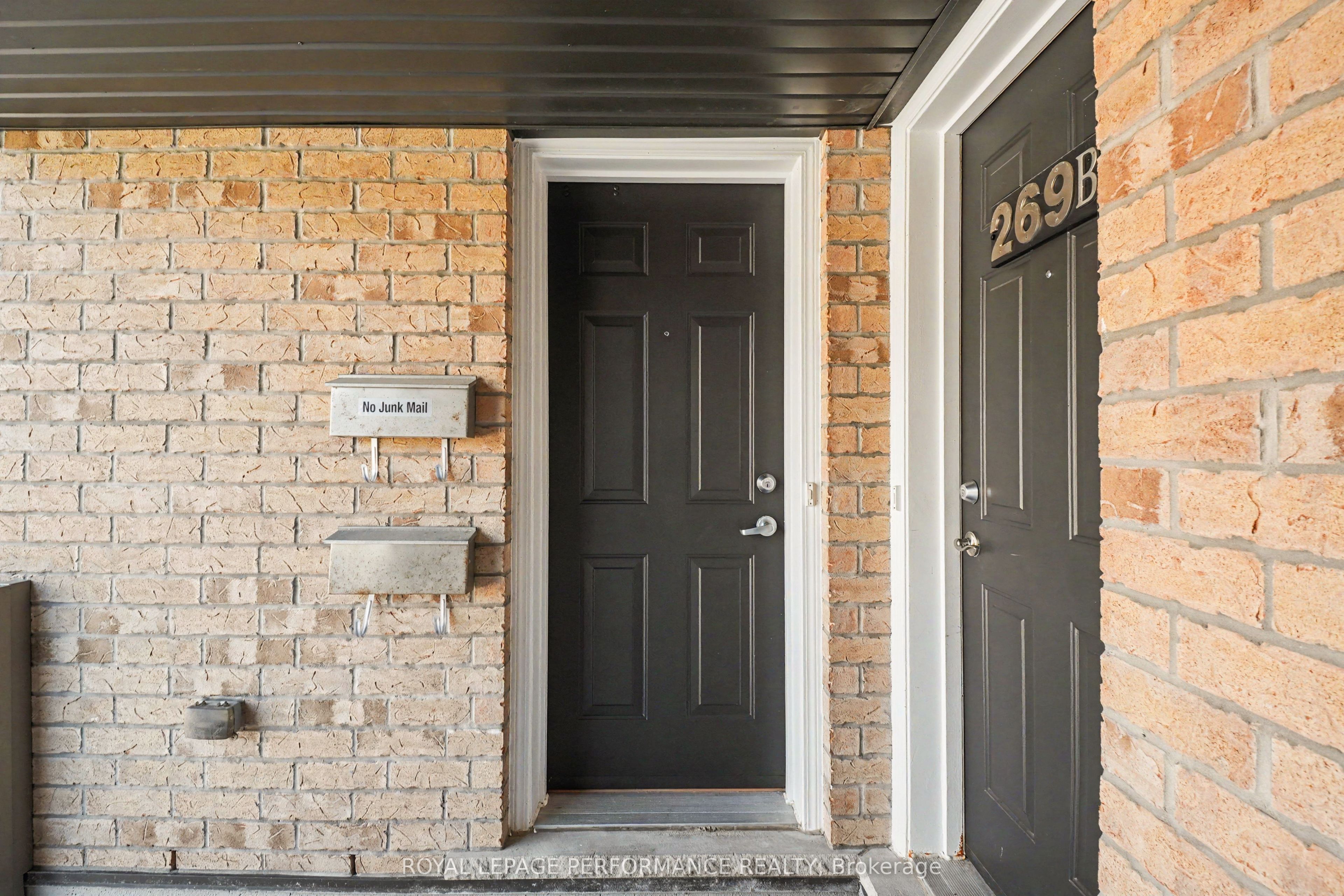 269a Titanium Private Property Photo 4